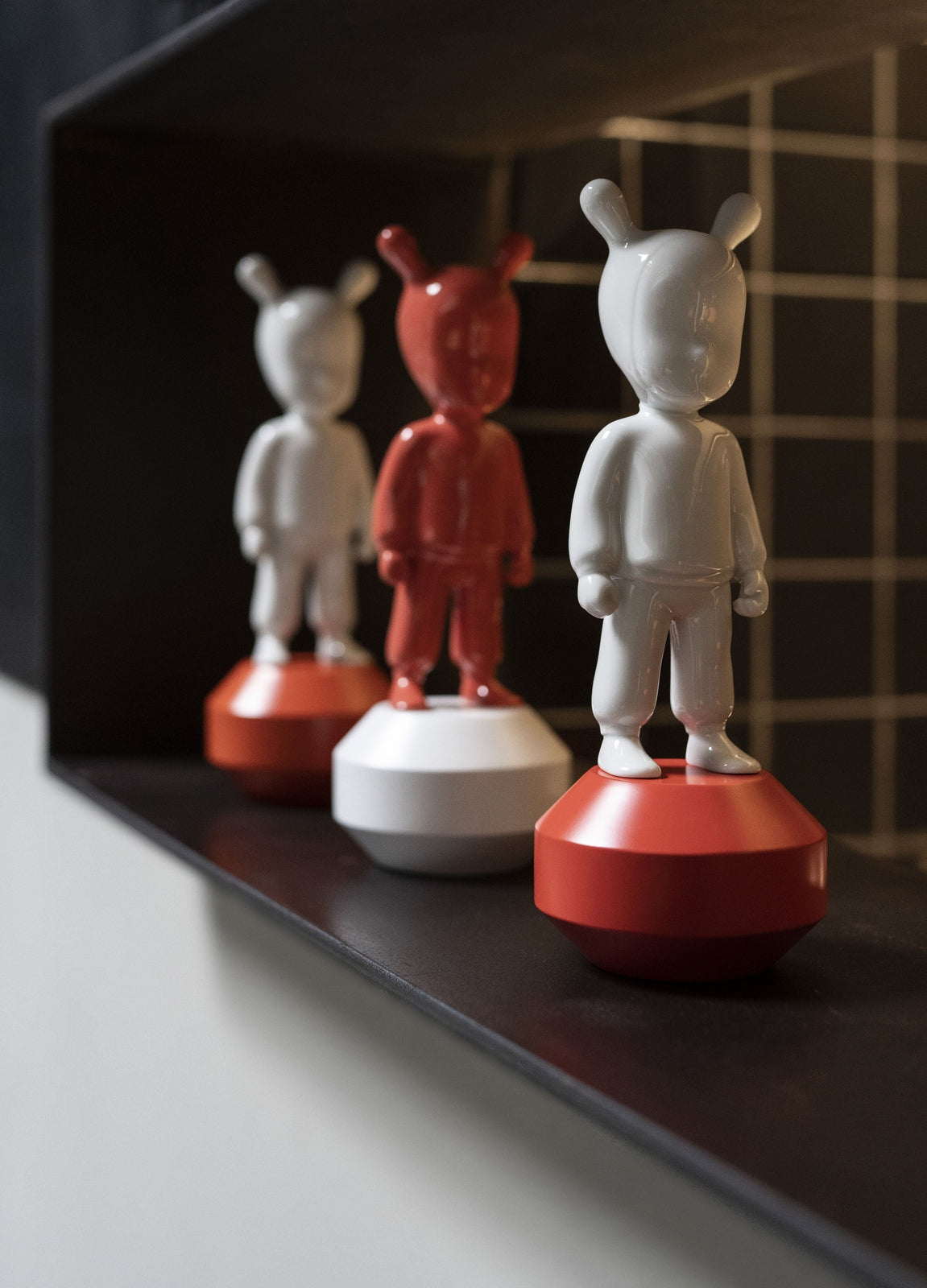 Lladro The Guest Figurine