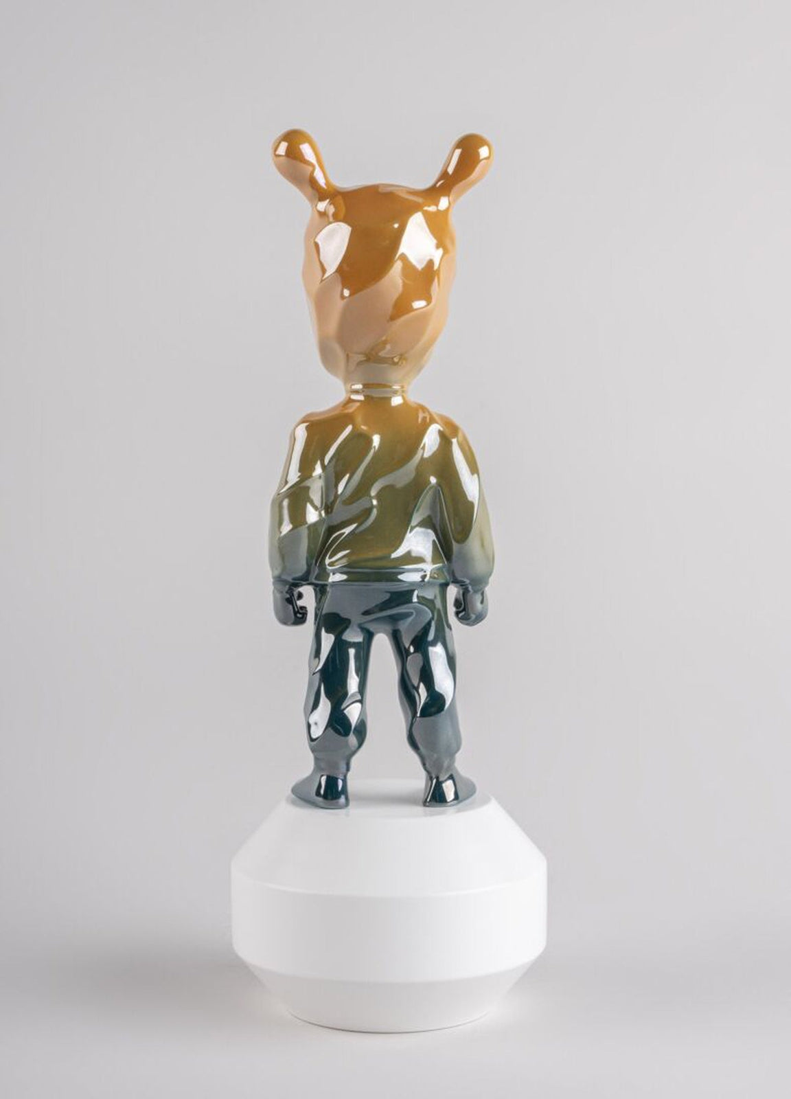 Lladro The Guest by Supakitch Figurine Small Model Numbered Edition