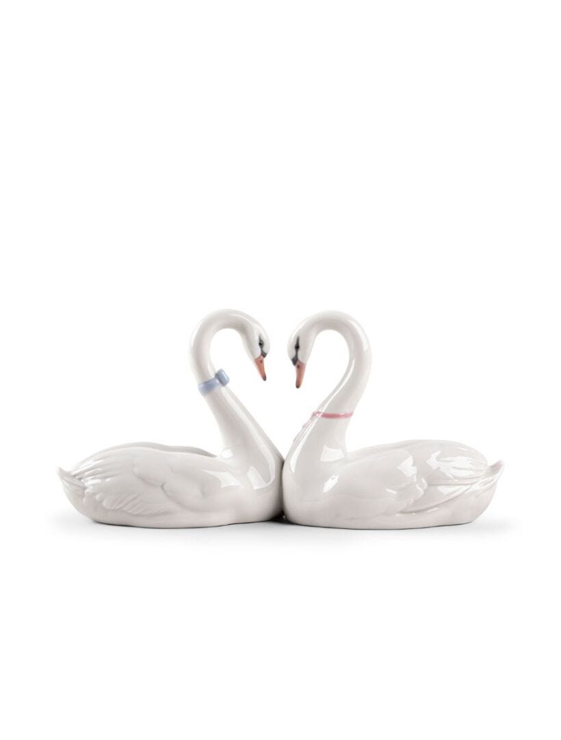 Lladro Endless Love Cake Topper