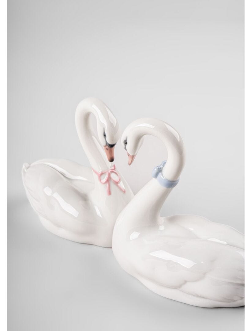 Lladro Endless Love Cake Topper