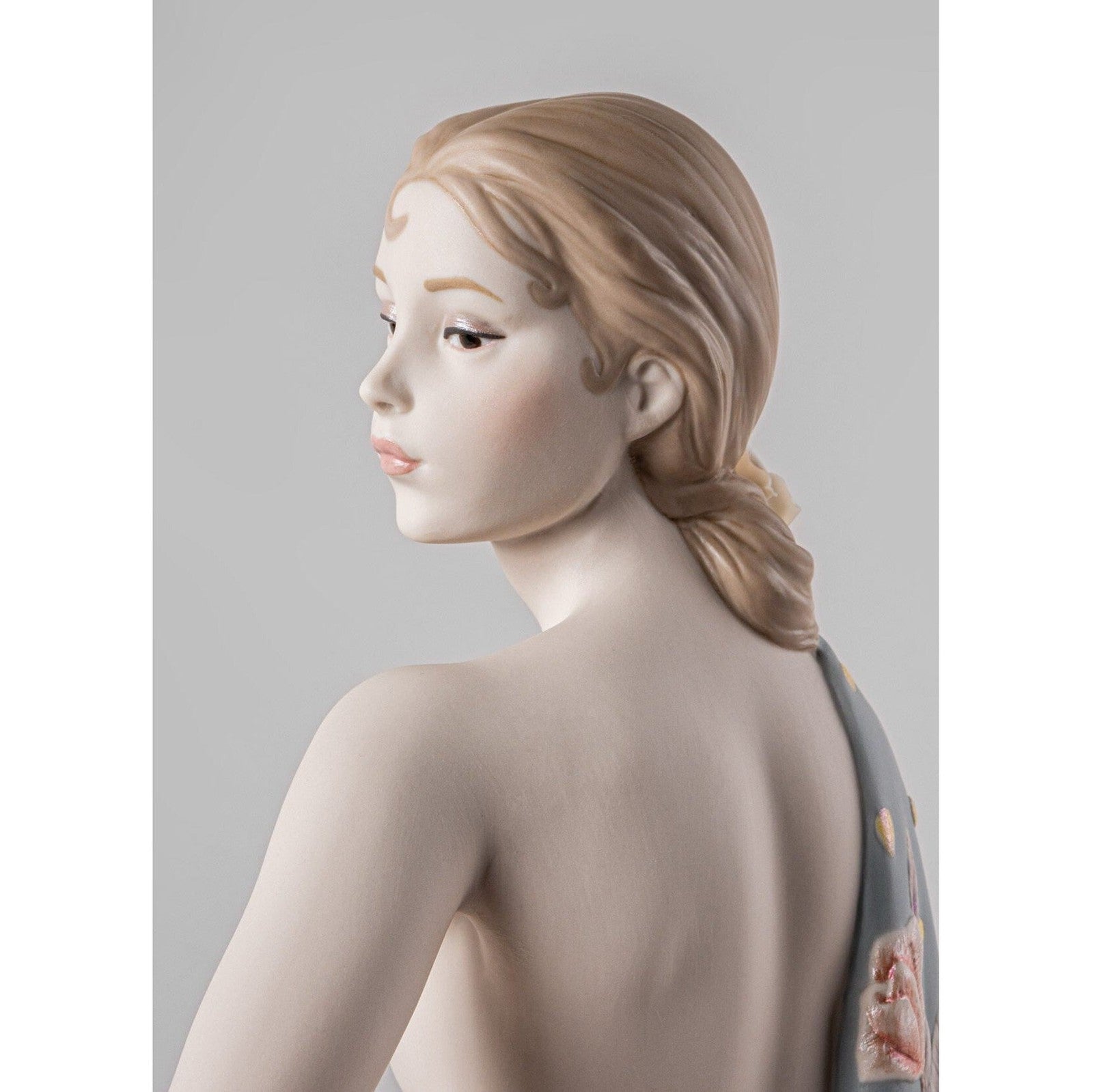 Lladro Nude with shawl metallic