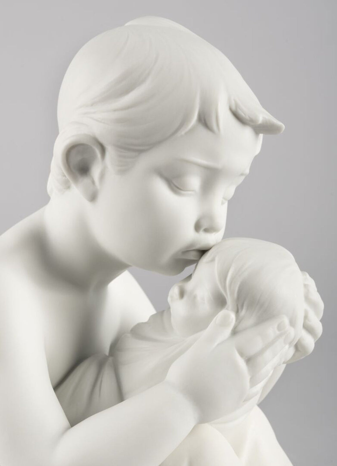 Lladro Welcome Home Children Figurine
