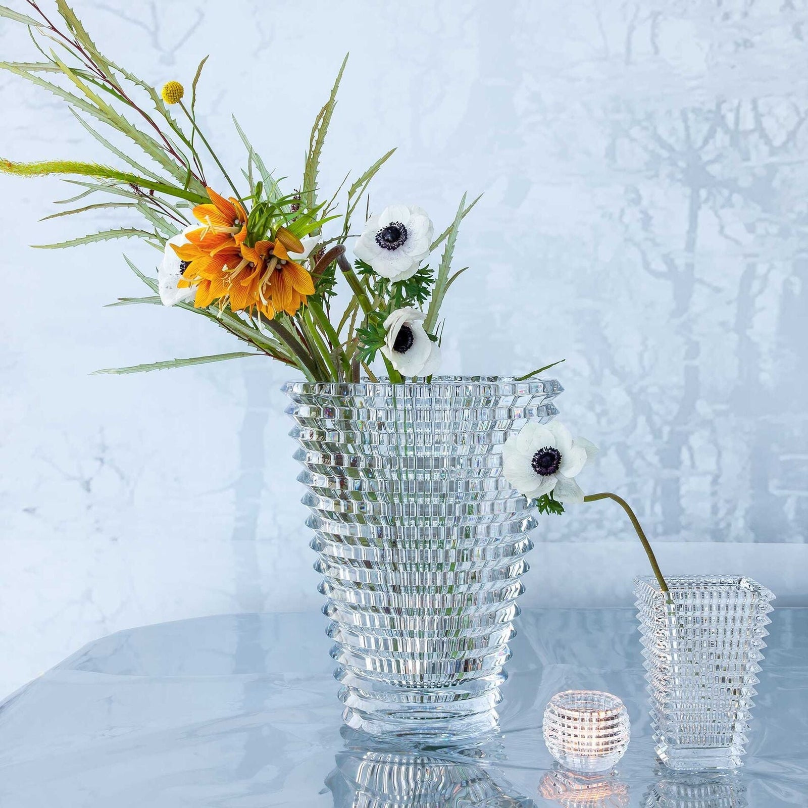 Baccarat Eye Vase Rectangular