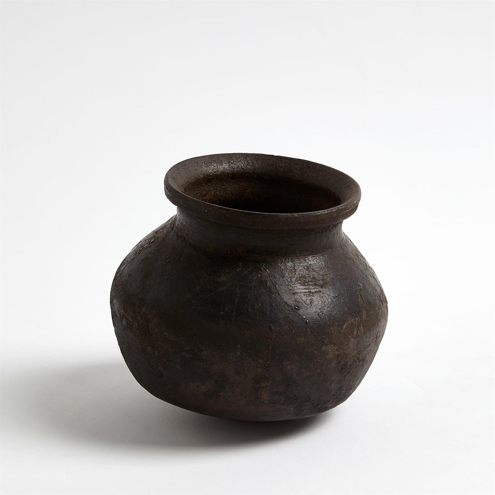 Global Views Hindi Clay Pot