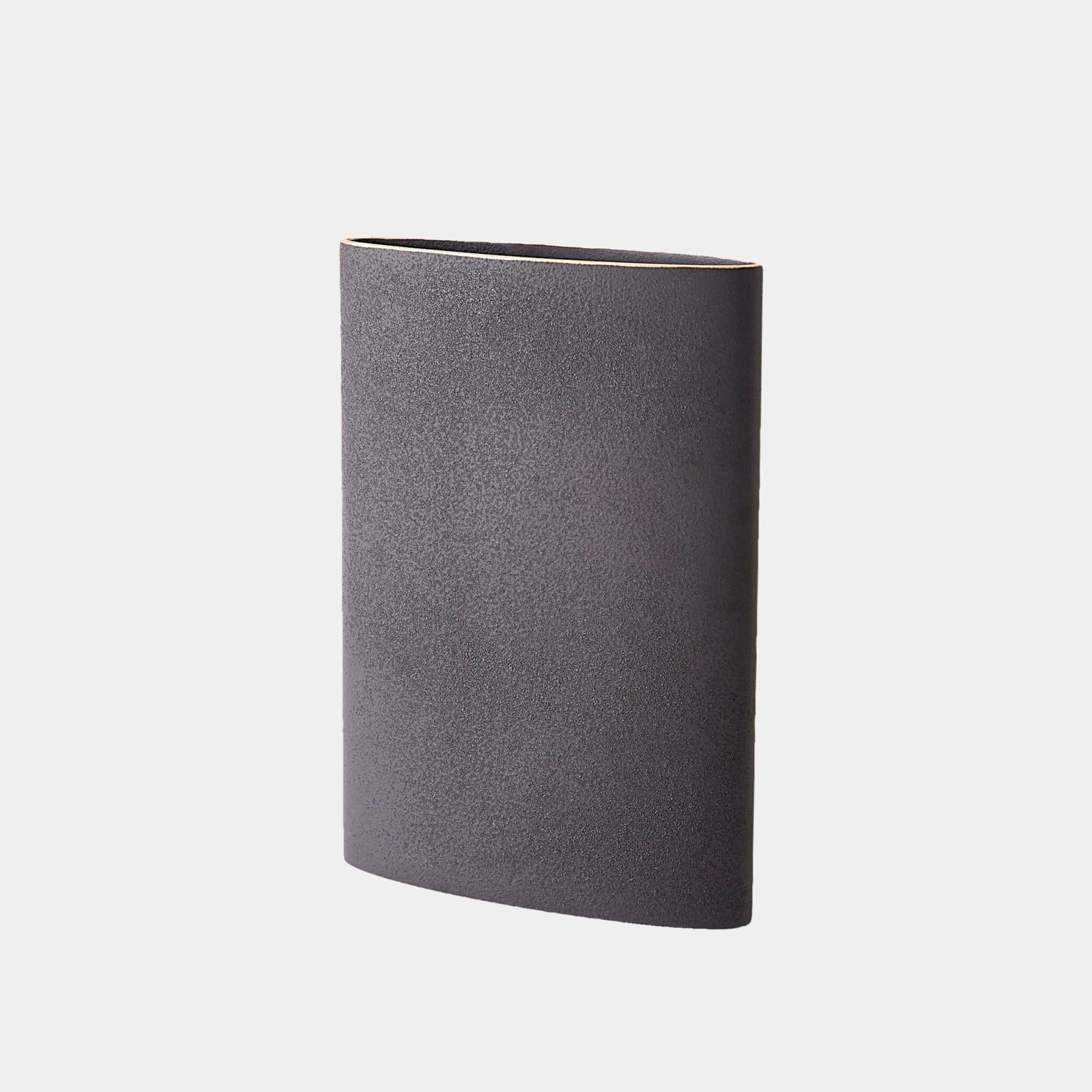 Global Views Tuba Vase