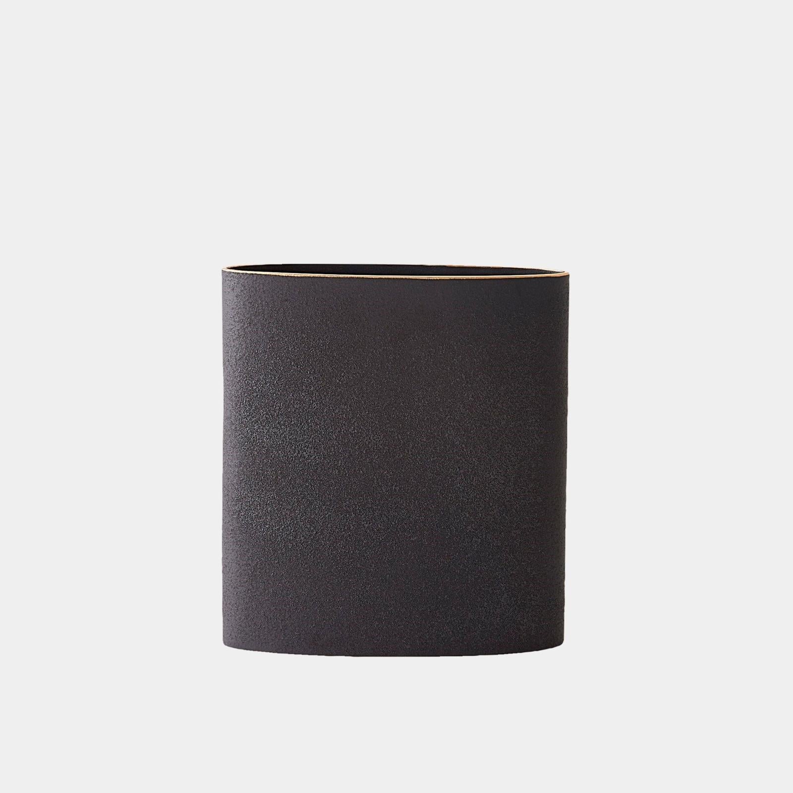 Global Views Tuba Vase
