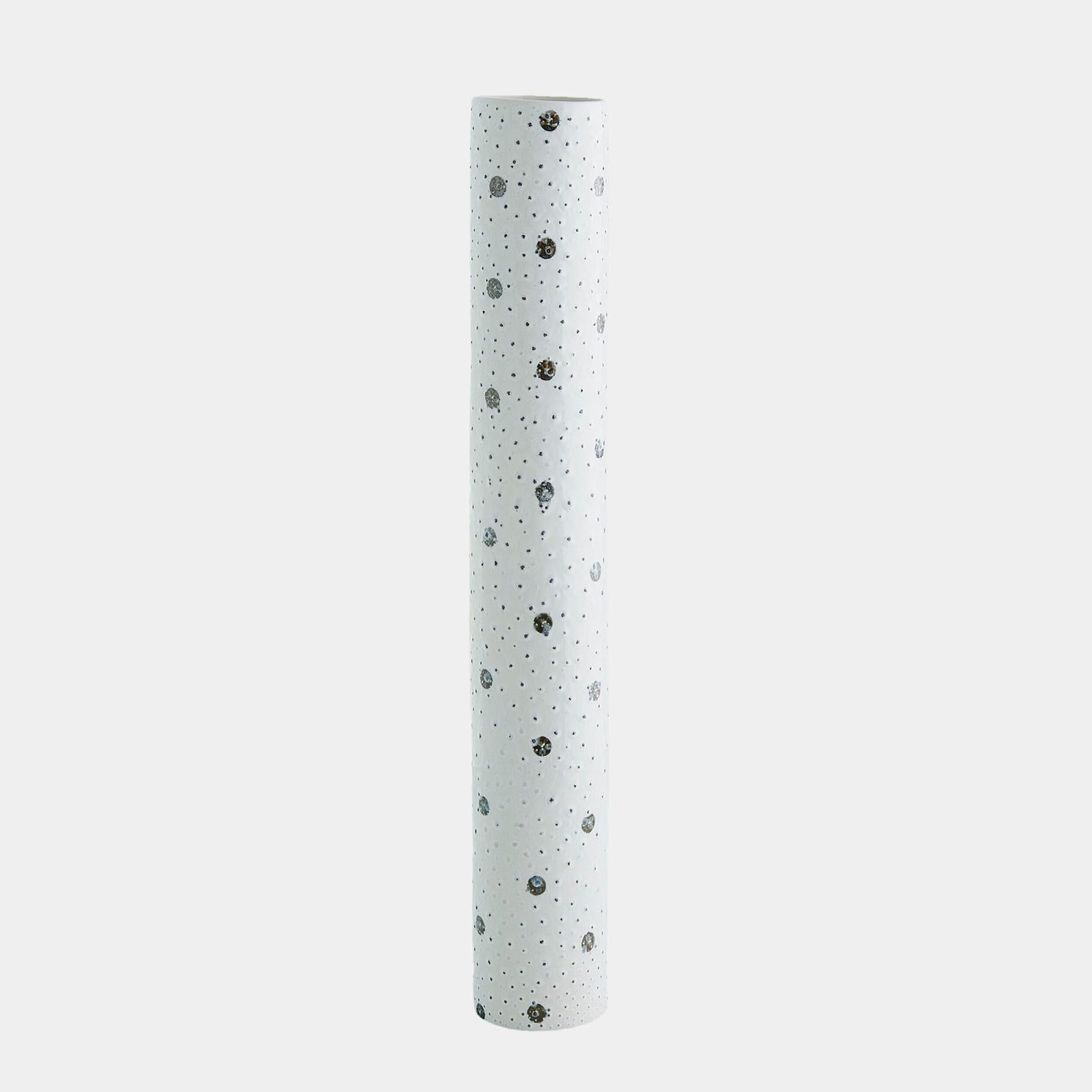 Global Views Spotted White and Black Vase