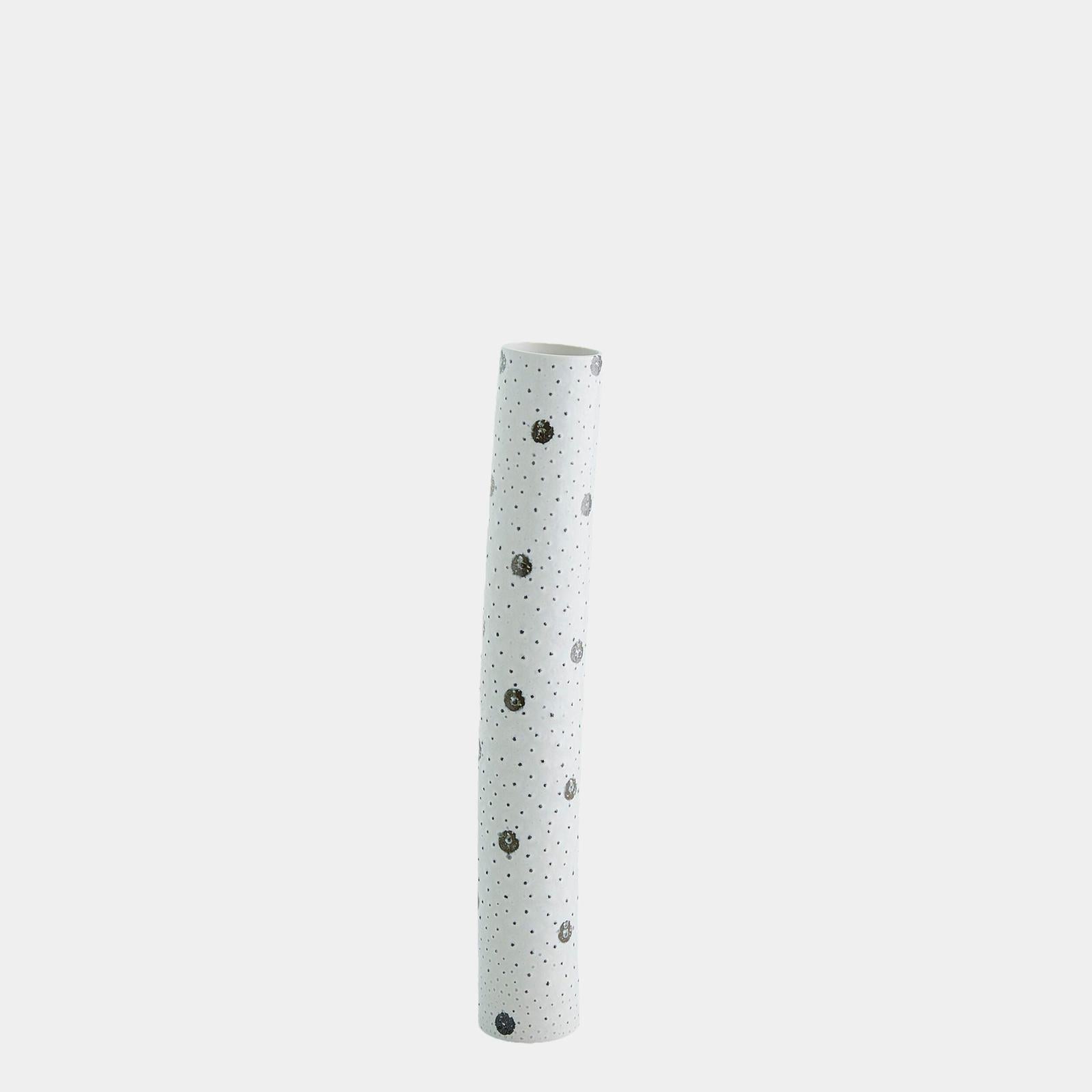 Global Views Spotted White and Black Vase