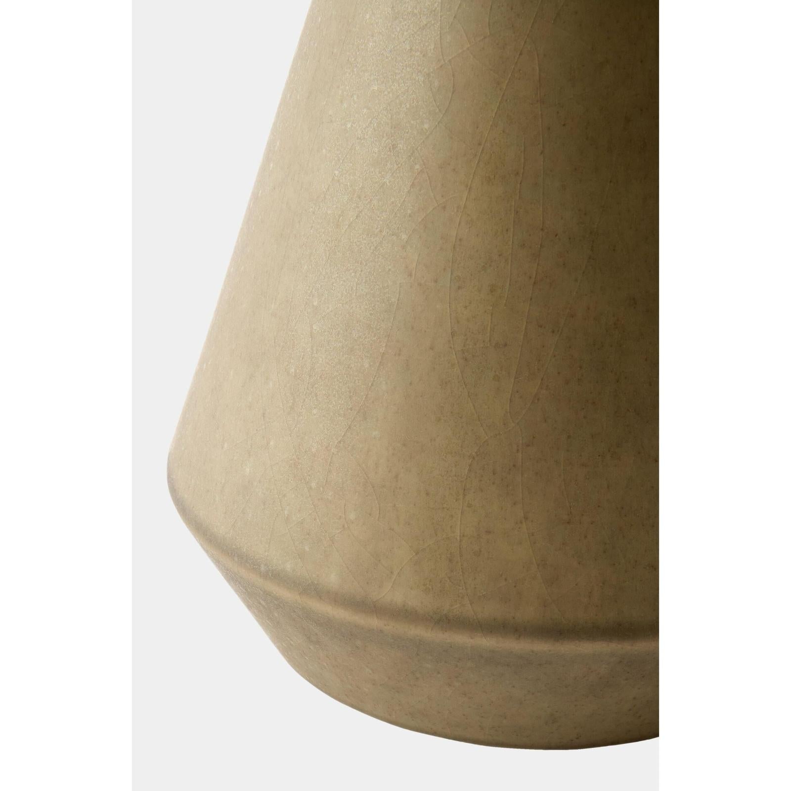 Global Views Modern Vase