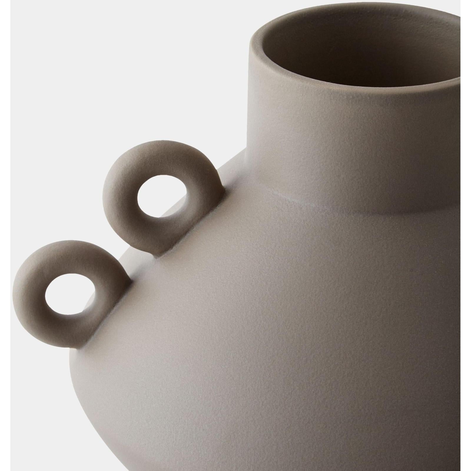 Global Views Ruffle Vase Rings