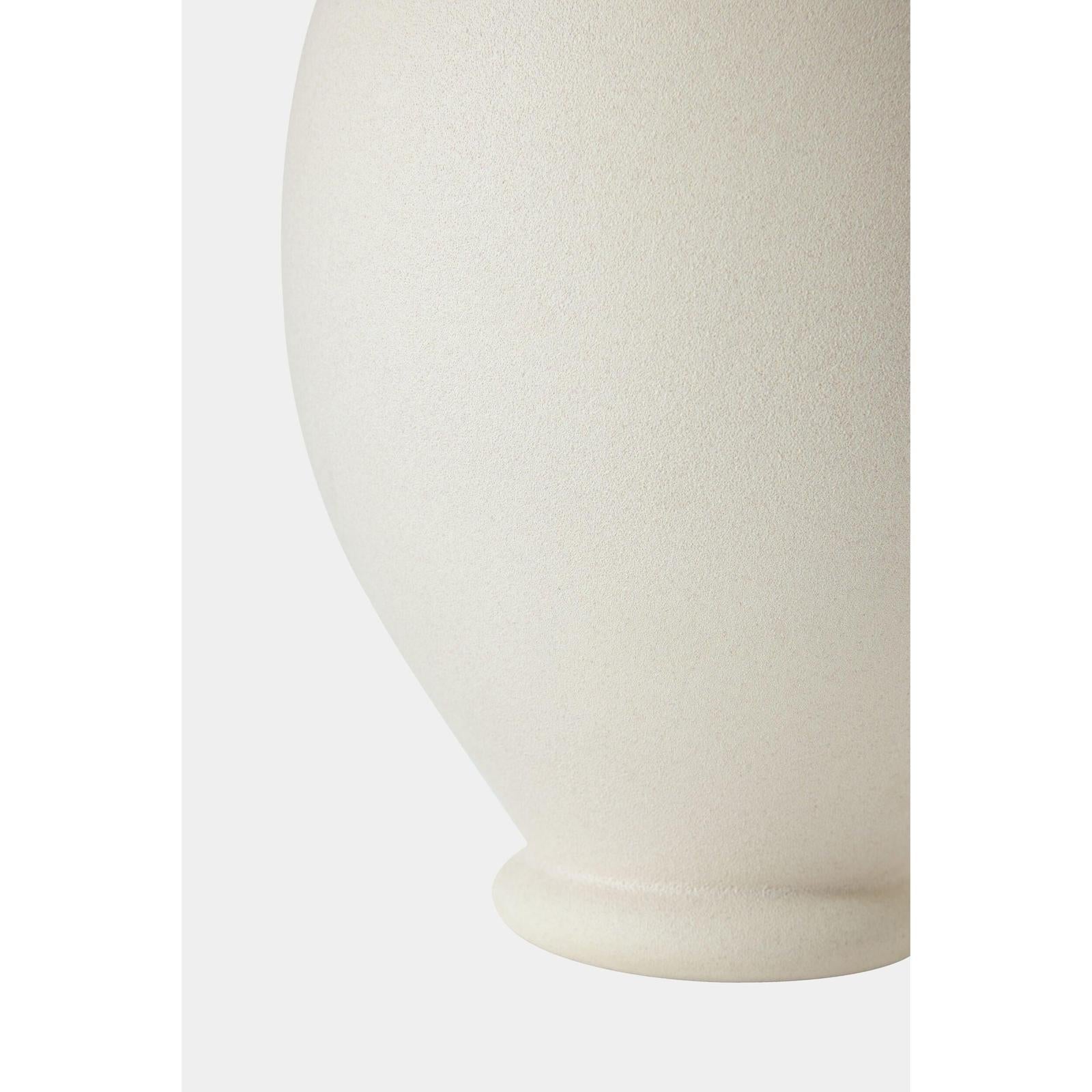 Global Views Villa Vase