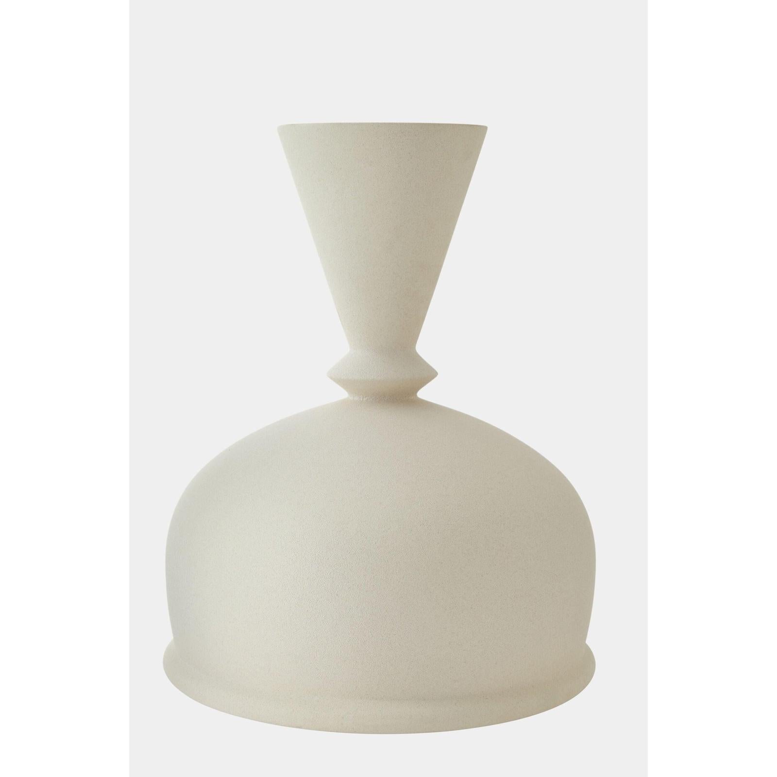 Global Views Villa Vase