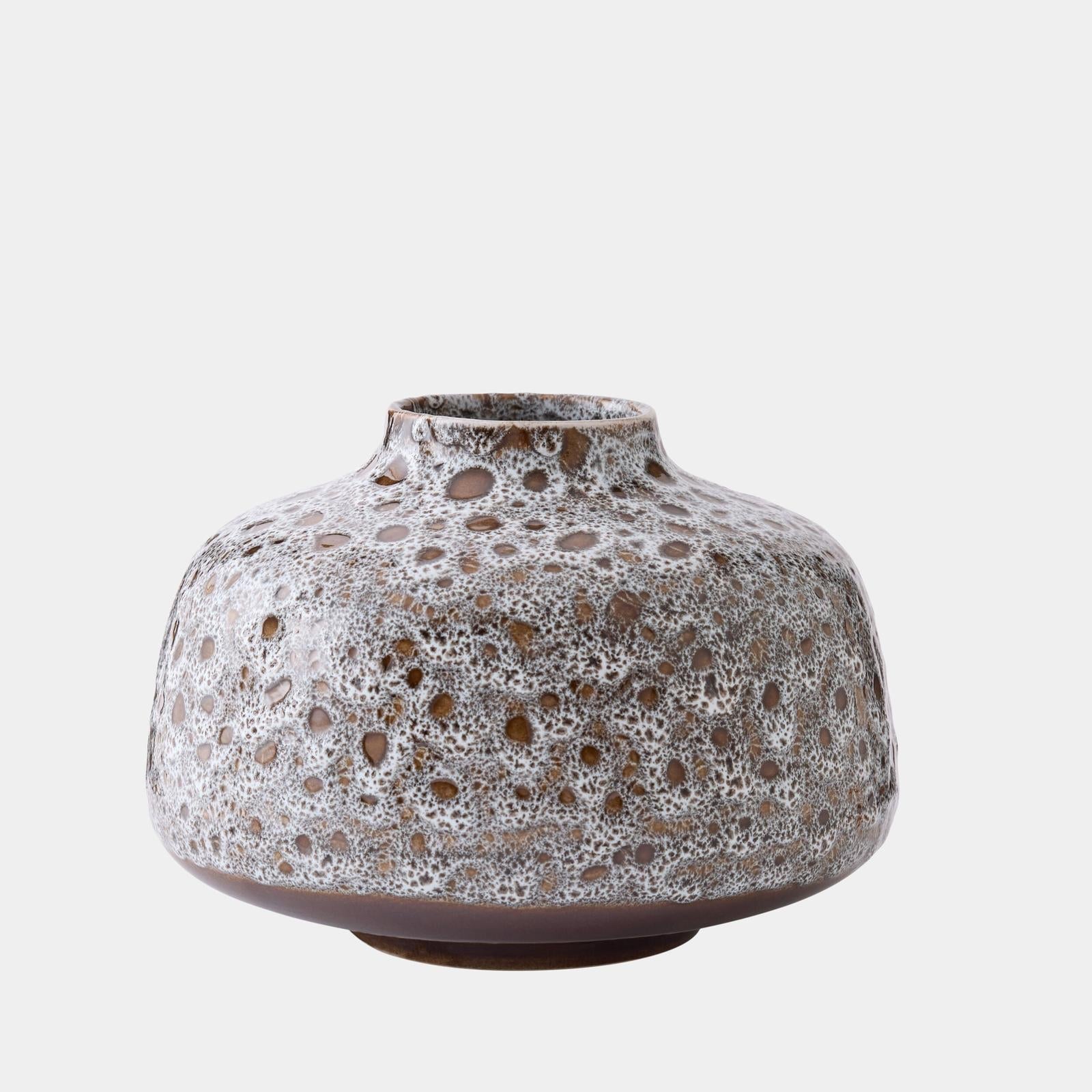 Global Views Taurus Squat Vase