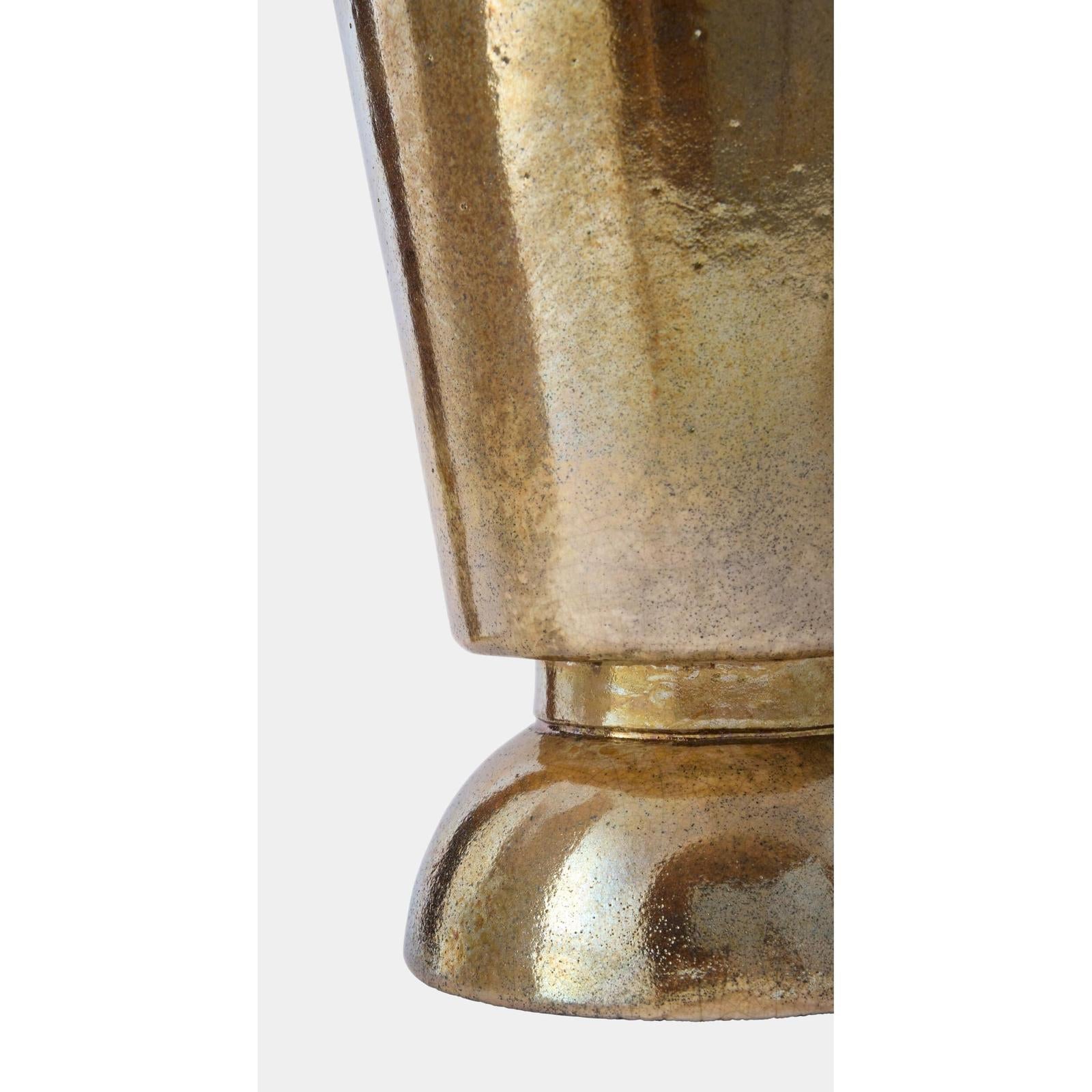 Global Views Trophy Vase