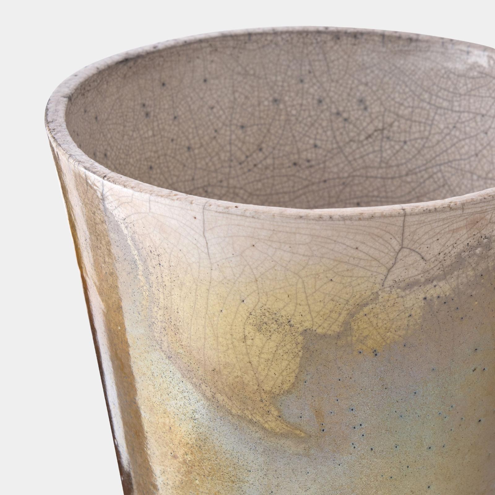 Global Views Trophy Vase