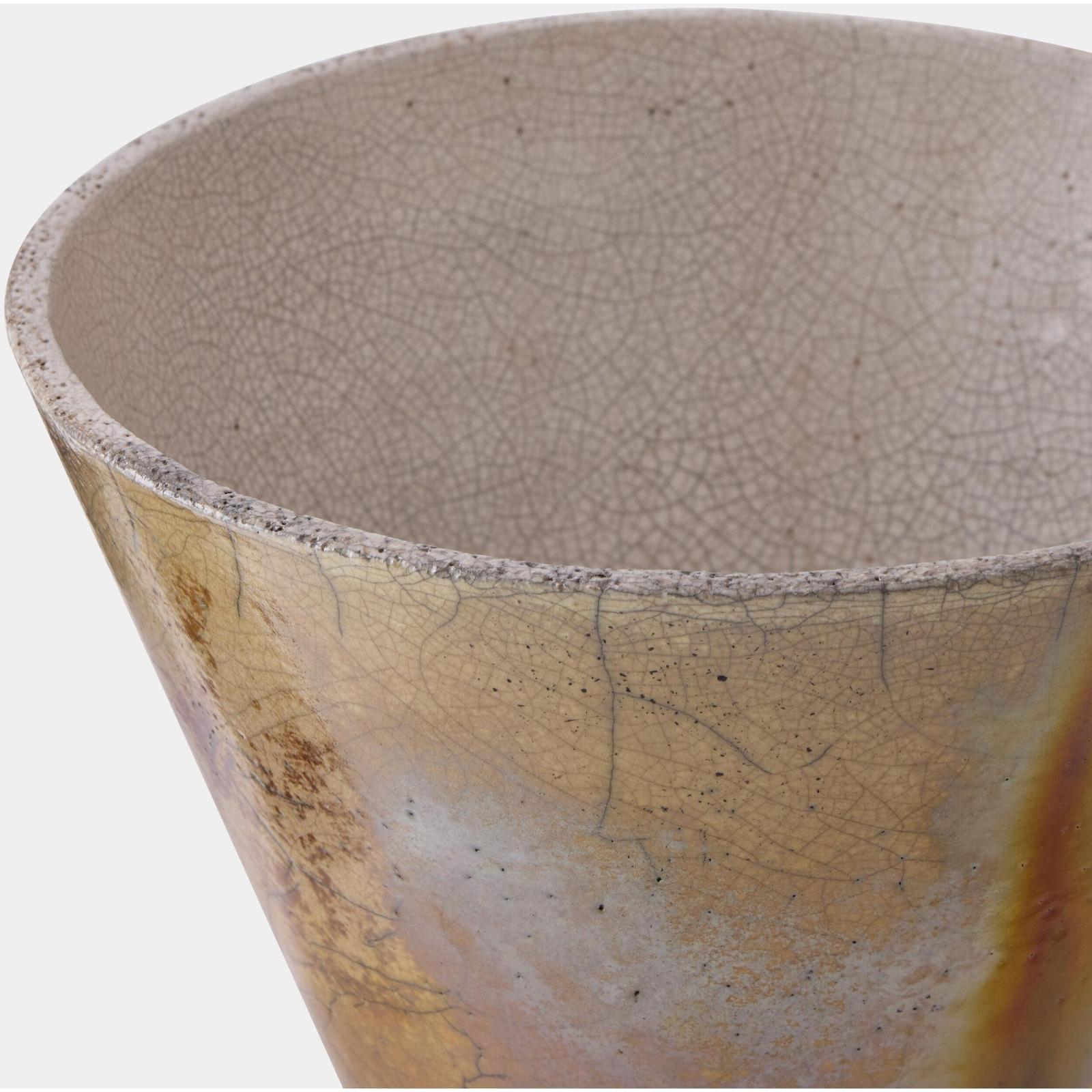 Global Views Trophy Vase