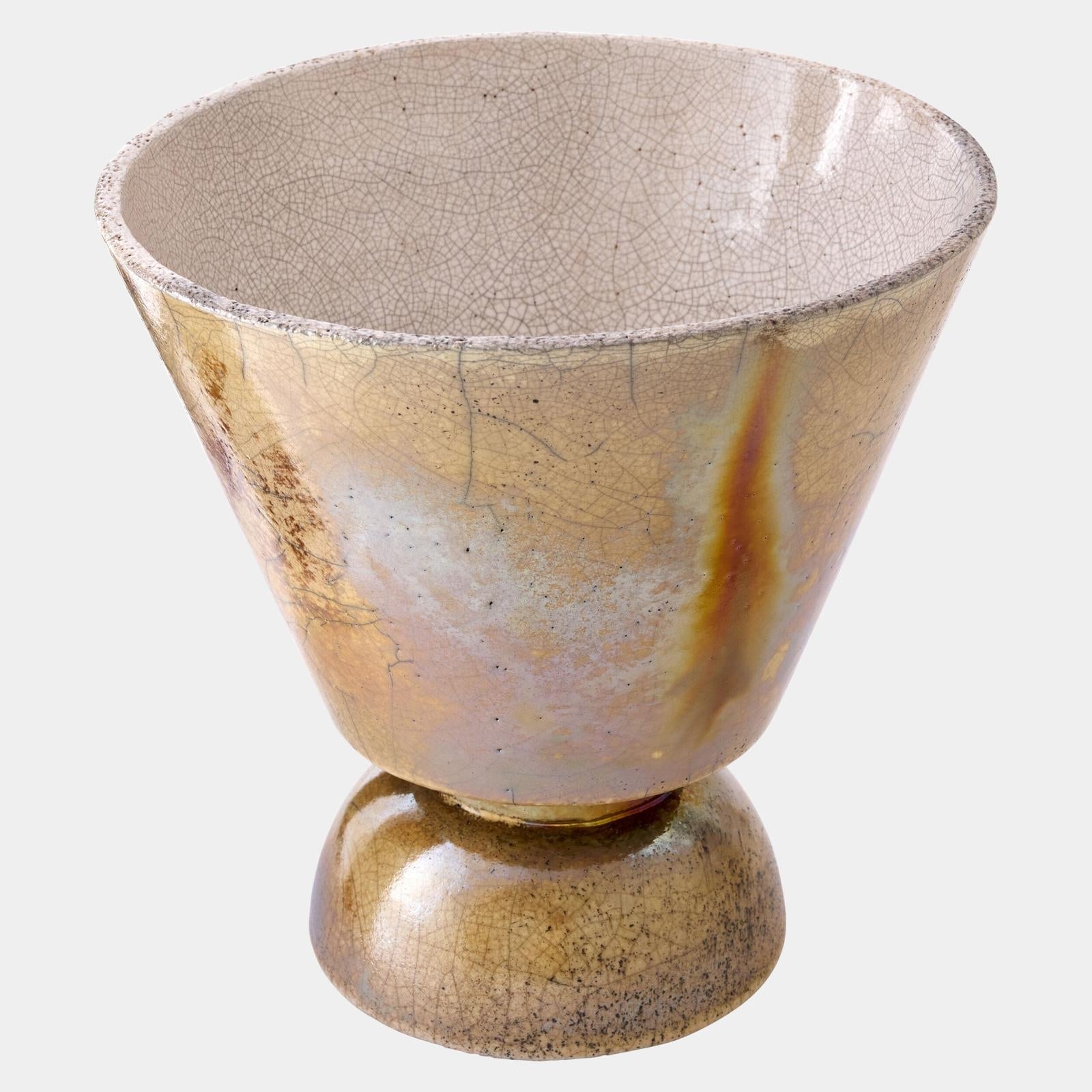 Global Views Trophy Vase