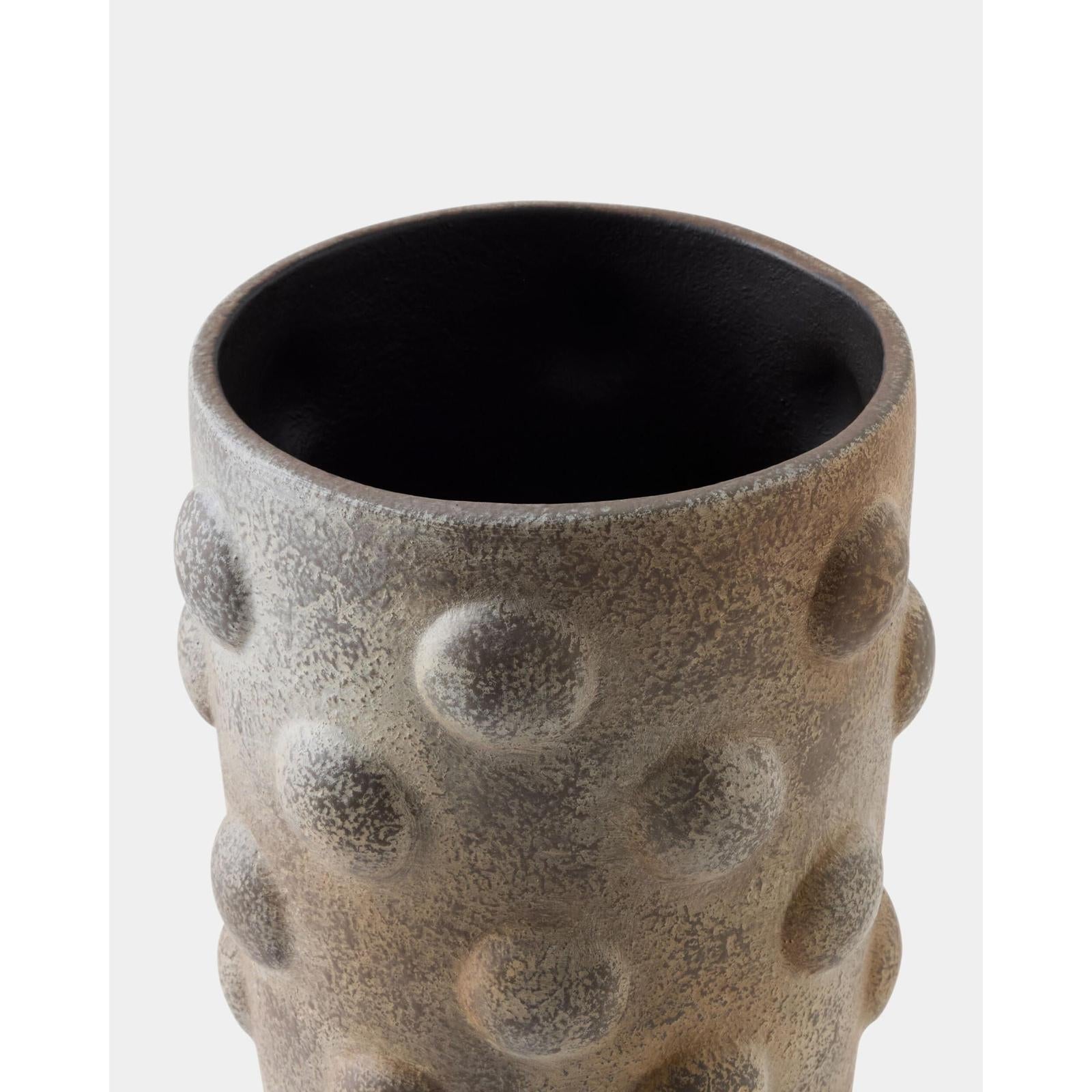 Global Views Perilla Vase