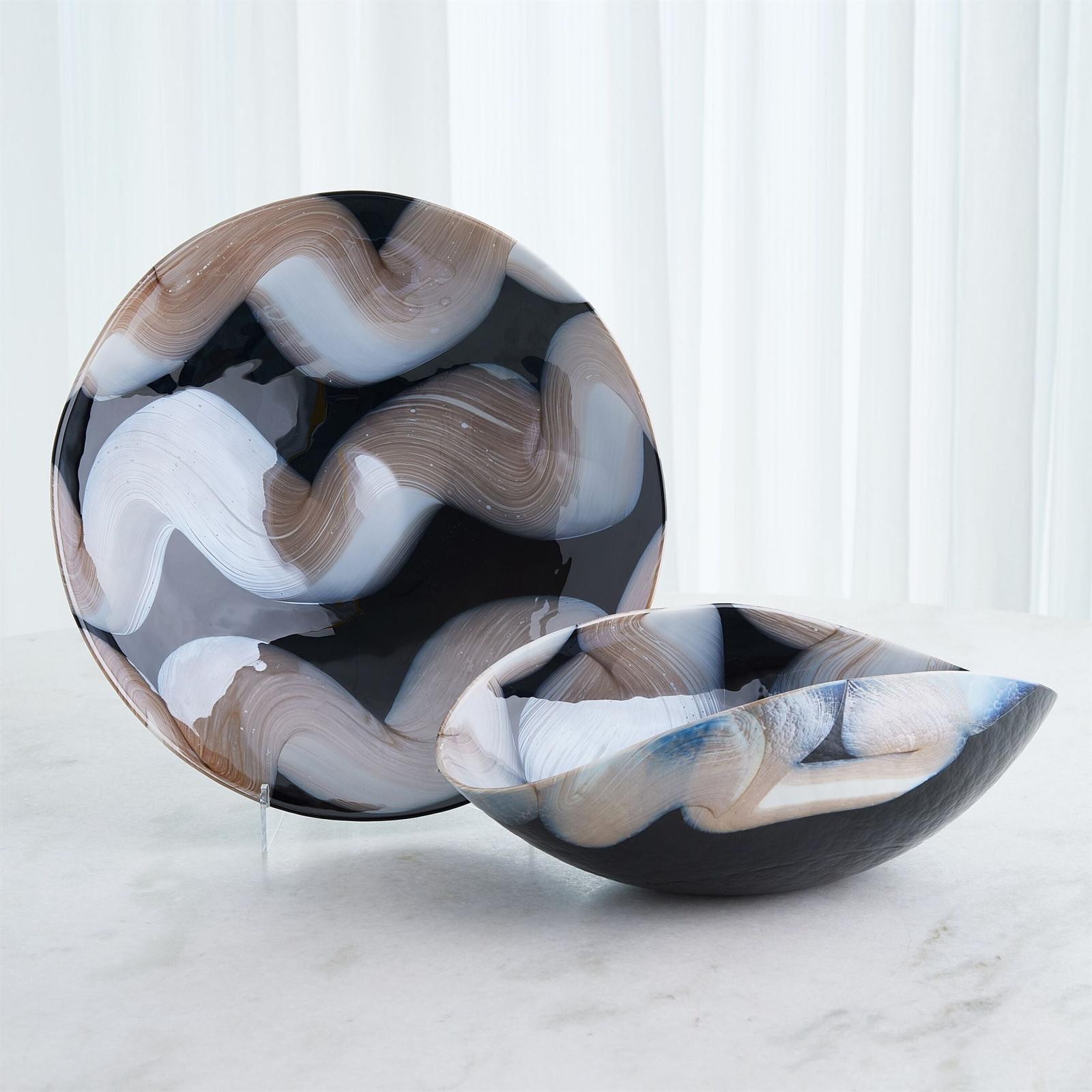 Global Views Swoon Black Beige Bowl and Charger