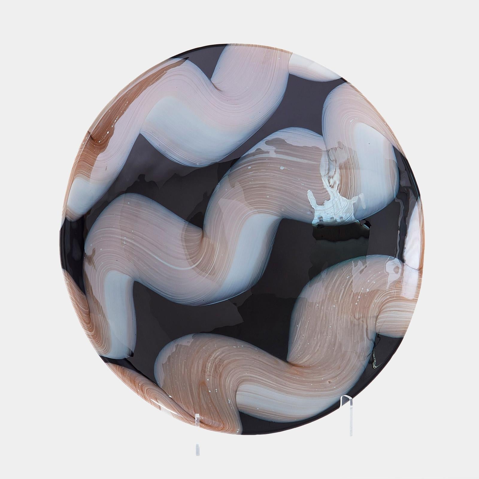 Global Views Swoon Black Beige Bowl and Charger