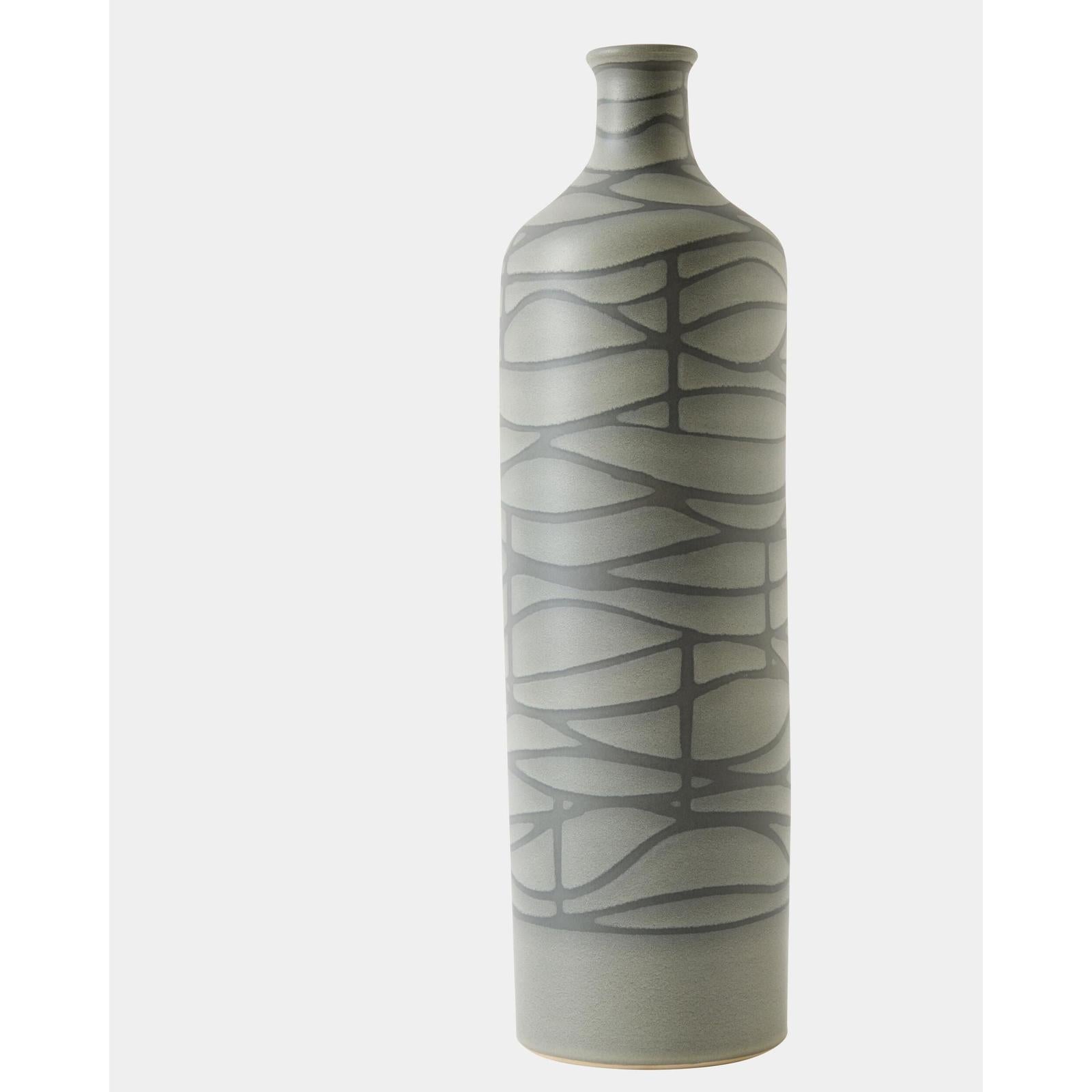 Global Views Strata Vase