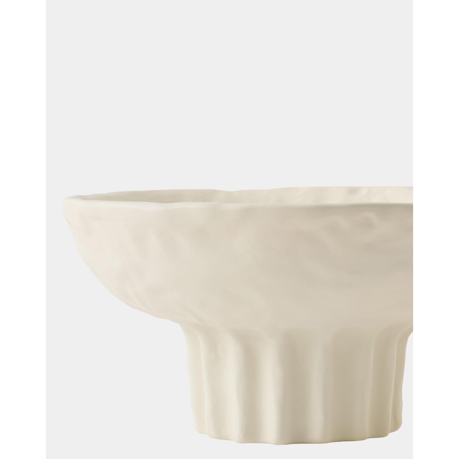 Global Views Quatrain Bowl White