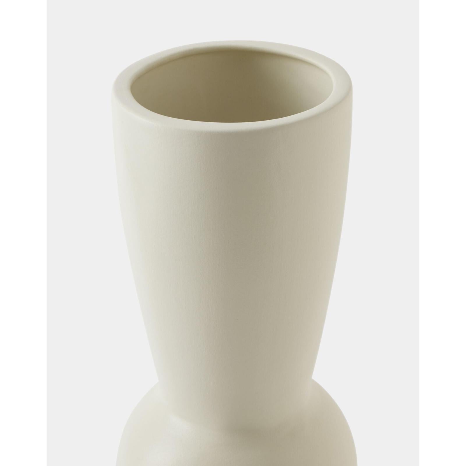 Global Views Pila White Vase