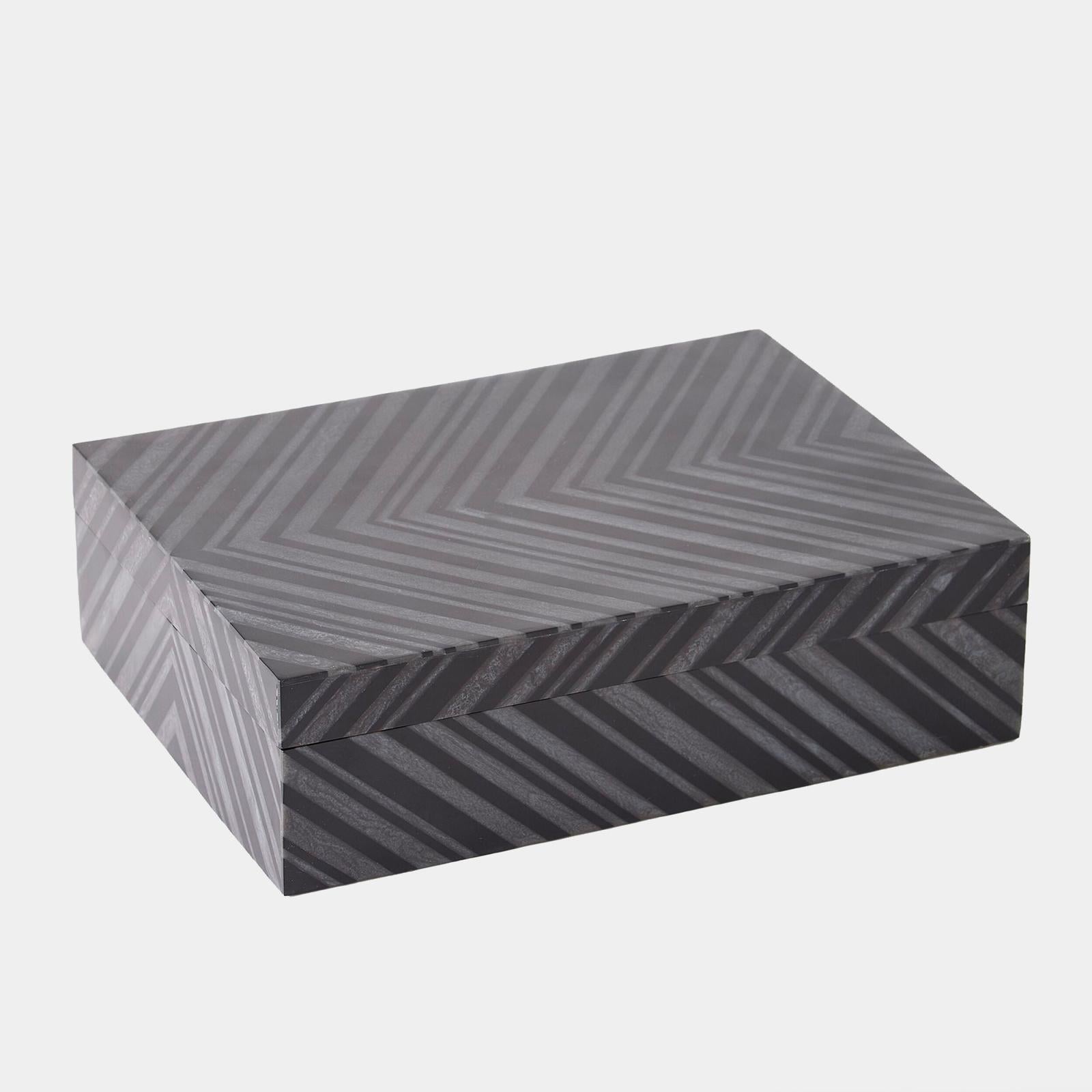 Global Views Relic Box Clearance