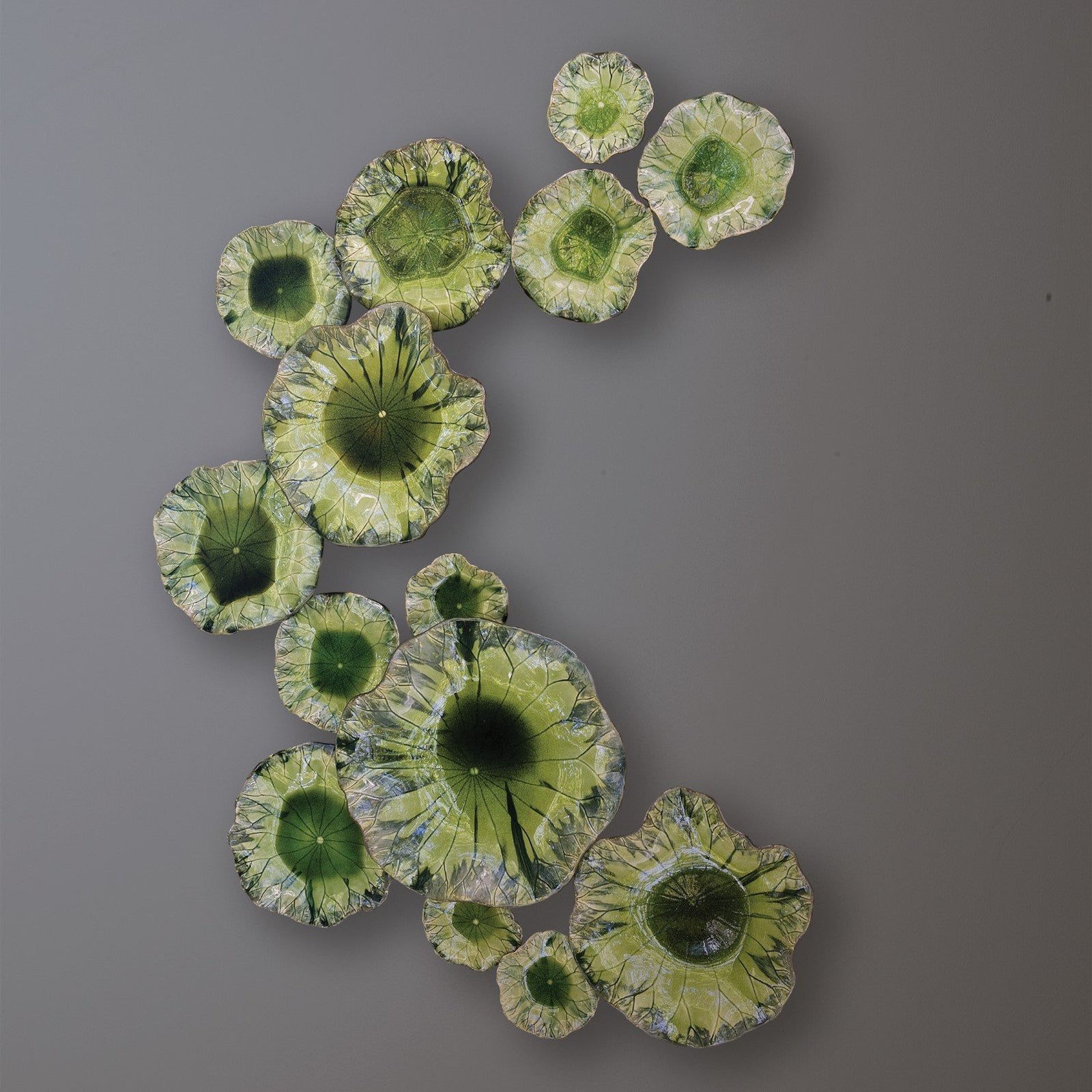 Global Views Green Free Formed Lily Plate