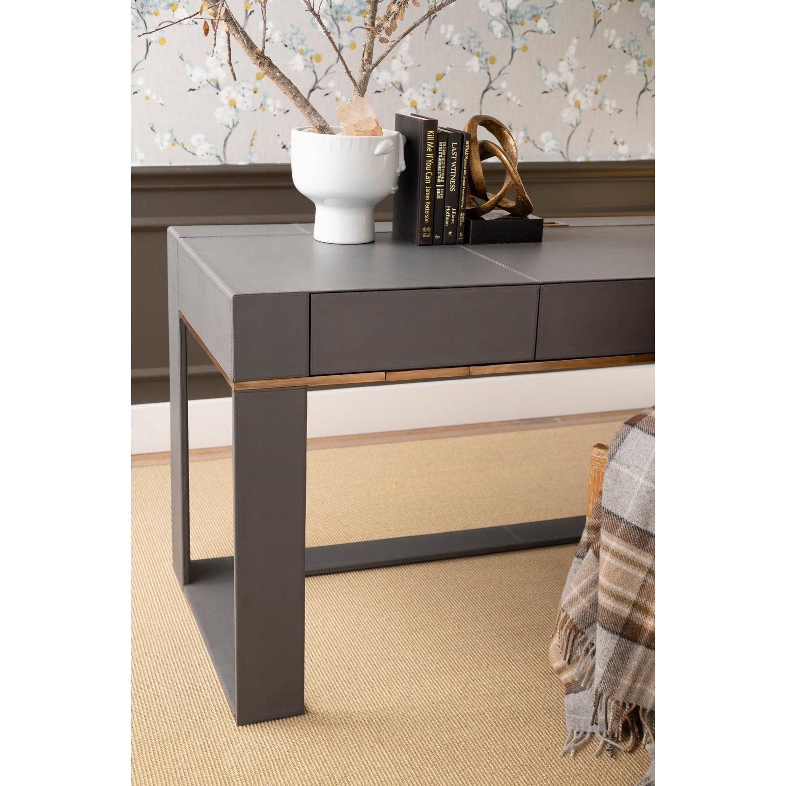 Villa & House Taso Statue by Bungalow 5