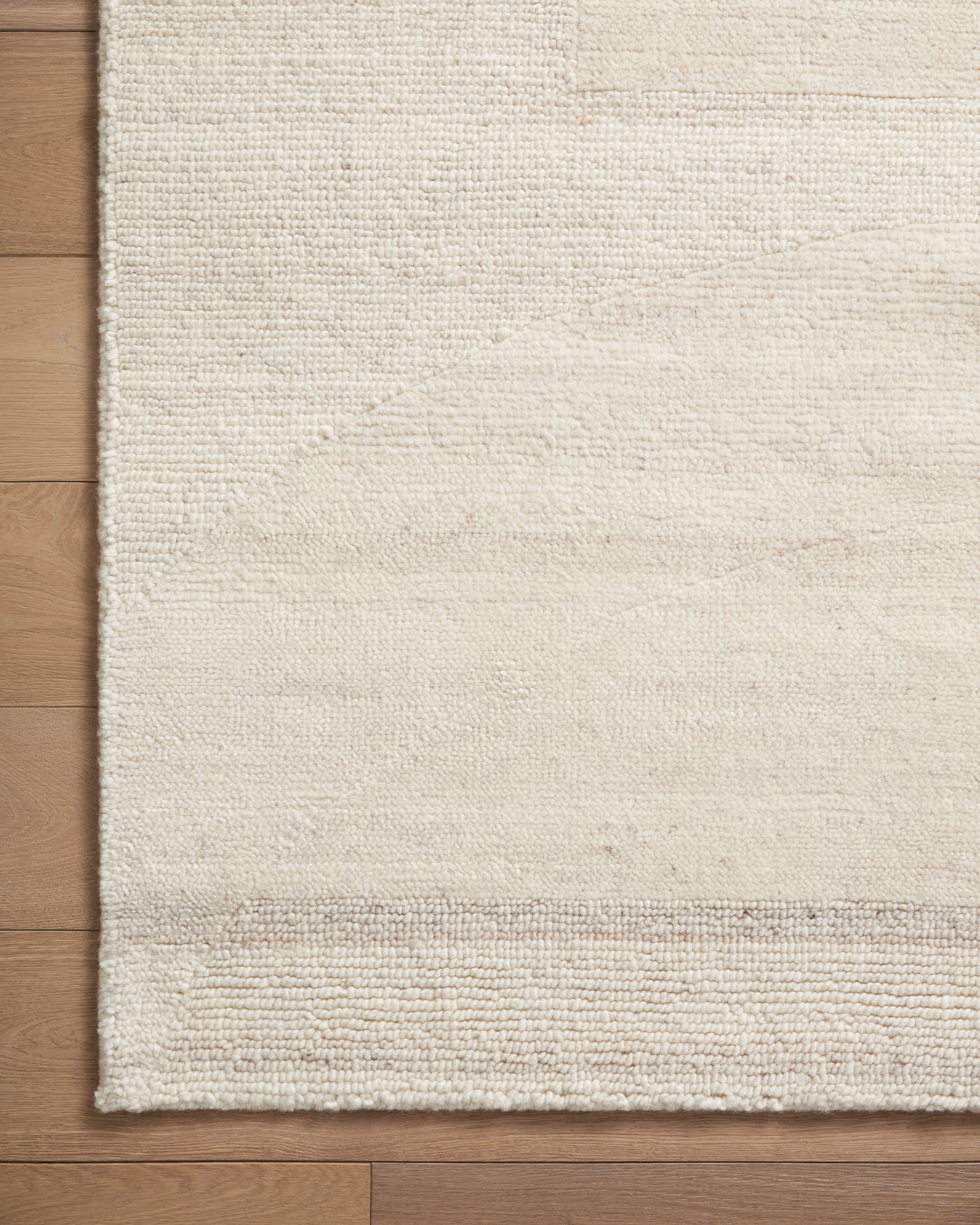 Loloi Elodie ELD-01 Ivory / Oatmeal Rug