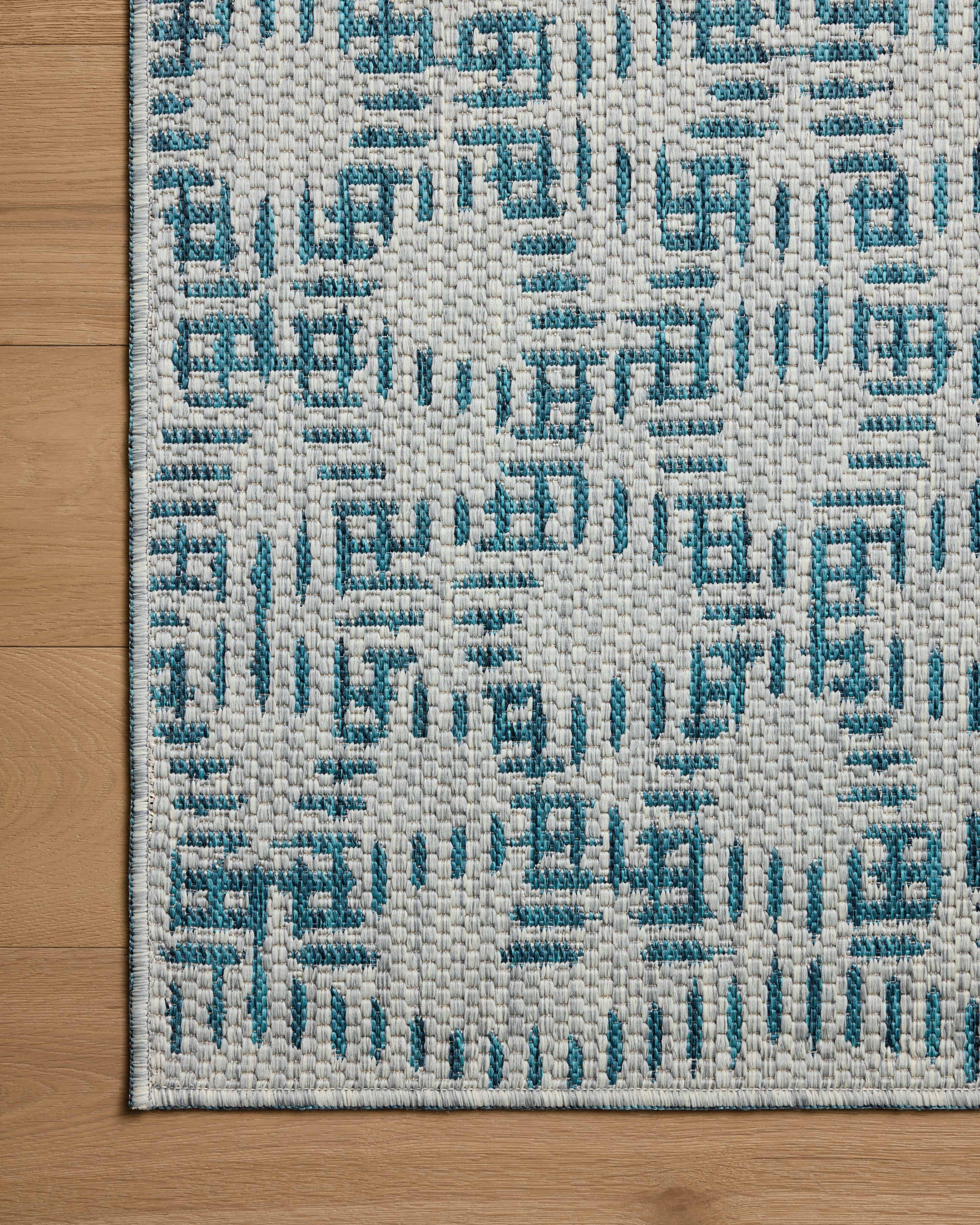 Loloi II ESN-10 Fog / Teal Rug DC10