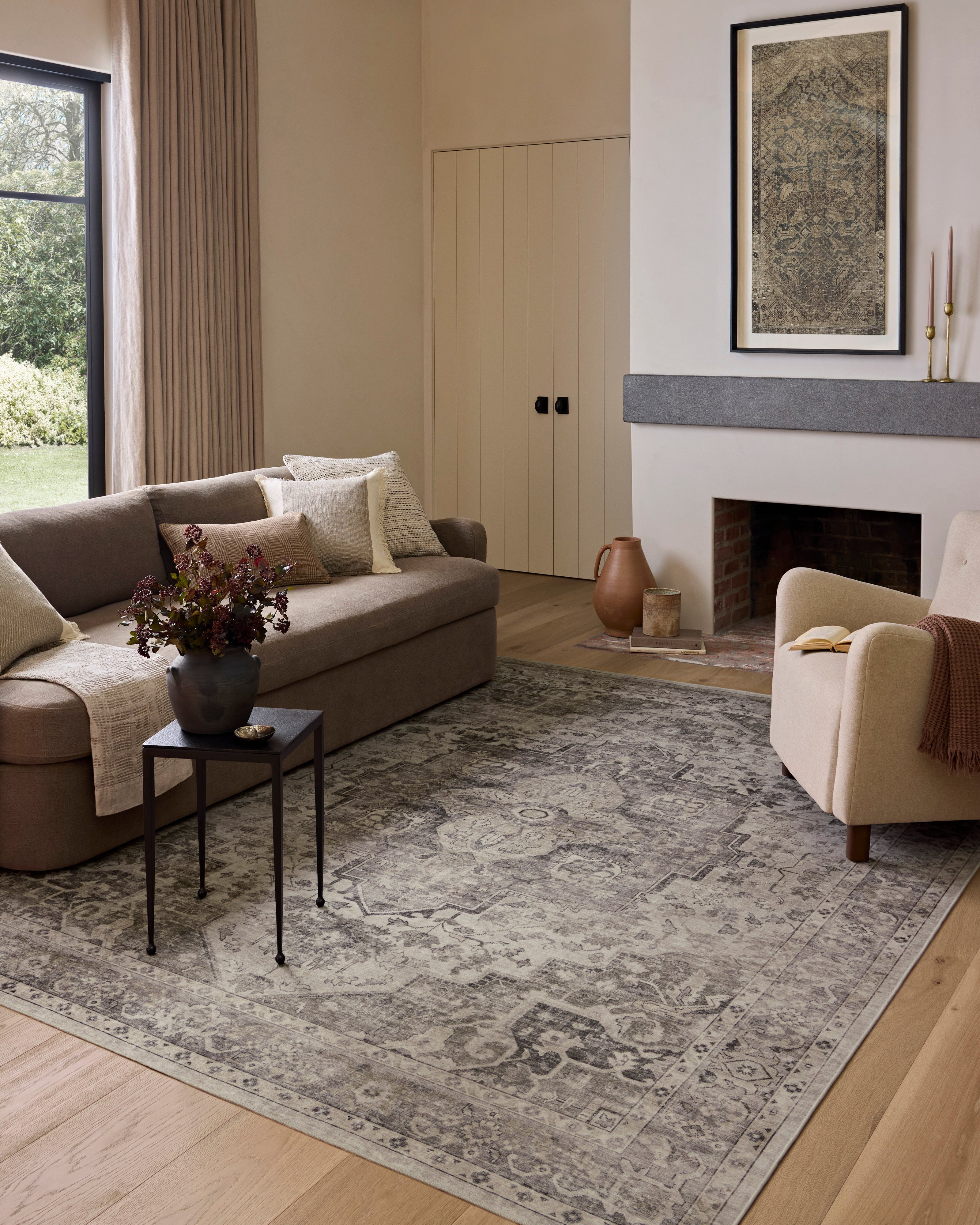 Amber Lewis Josie Silver / Natural Rug DC10