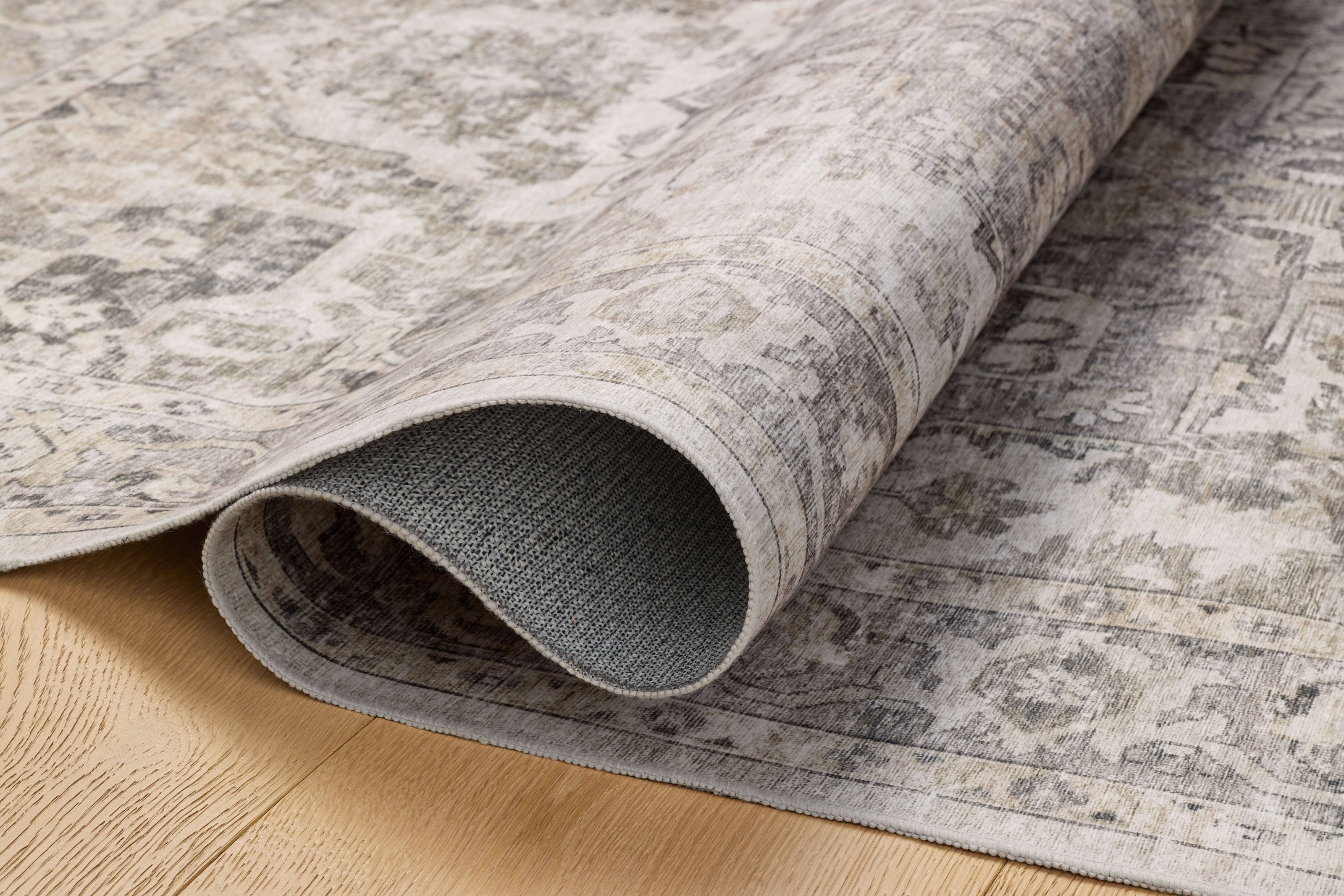 Amber Lewis Josie Silver / Natural Rug DC10