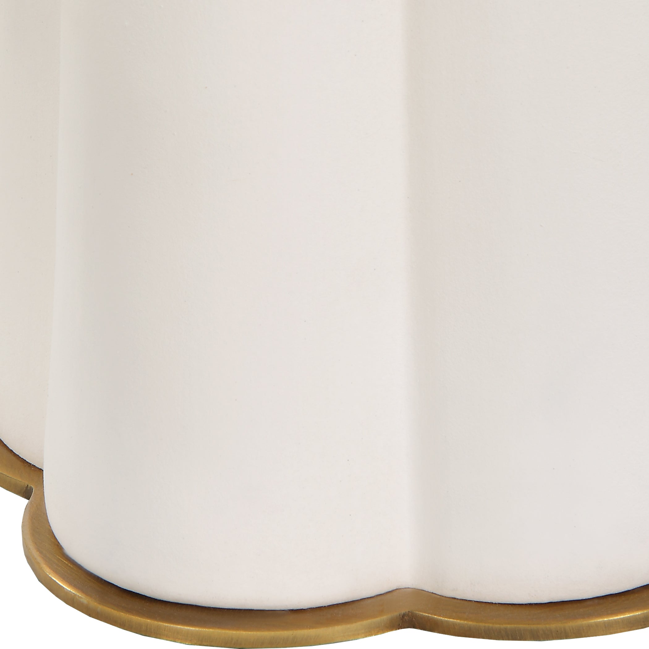 Modern Accents Clover Shaper Ceramic Table Lamp