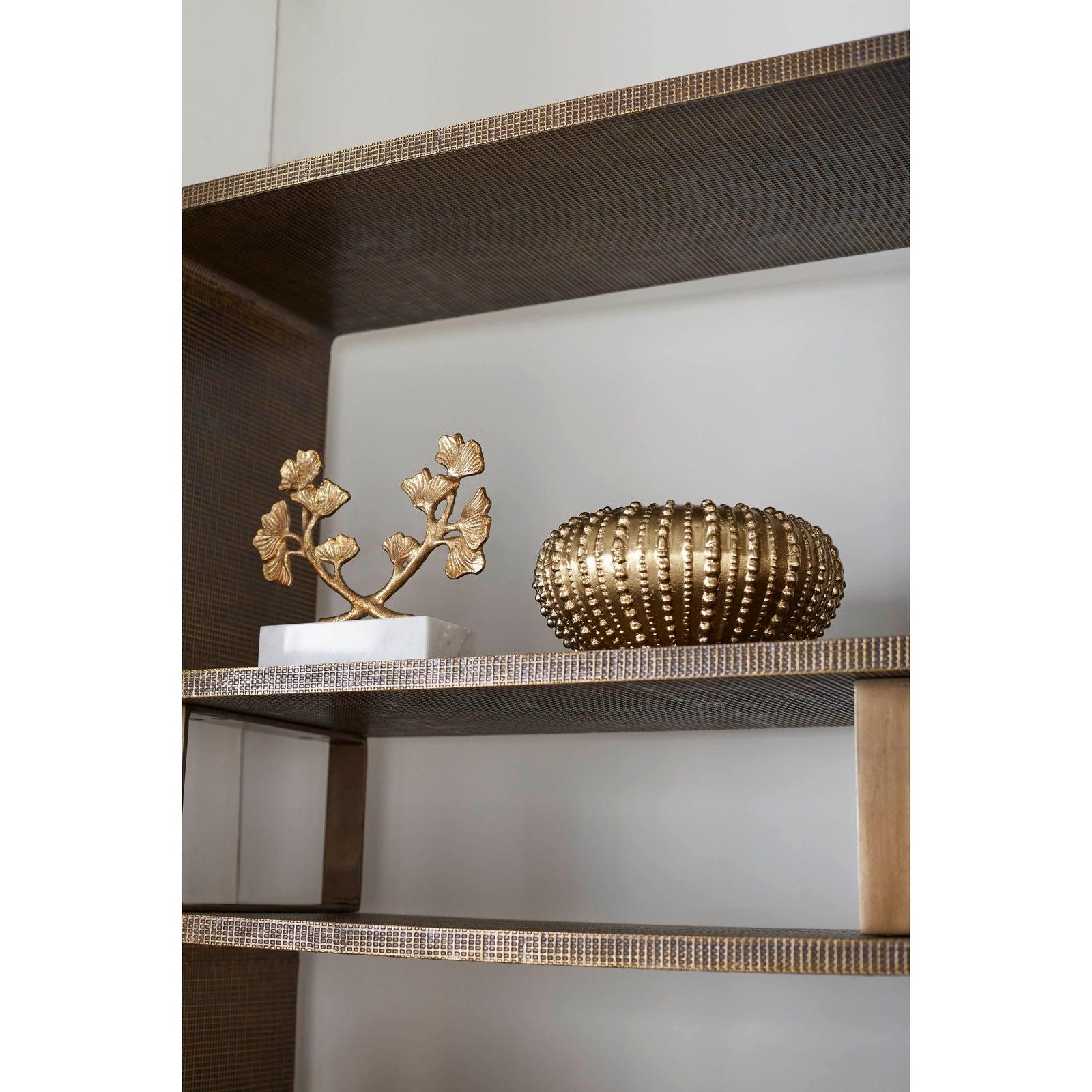 Villa & House Ginko Statue