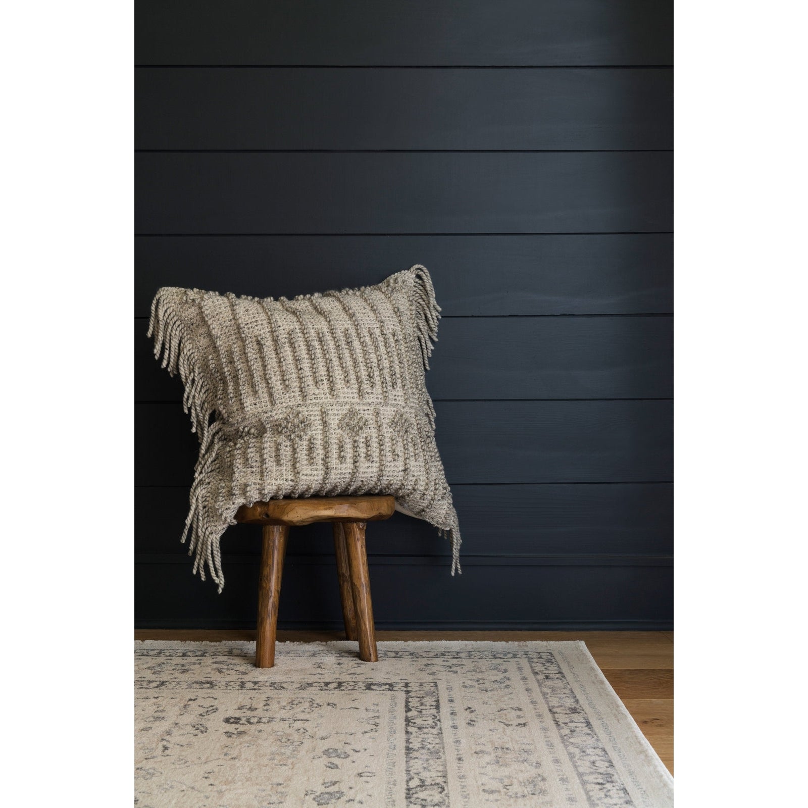 Loloi Magnolia Home Everly VY-05 Rug in Ivory / Sand