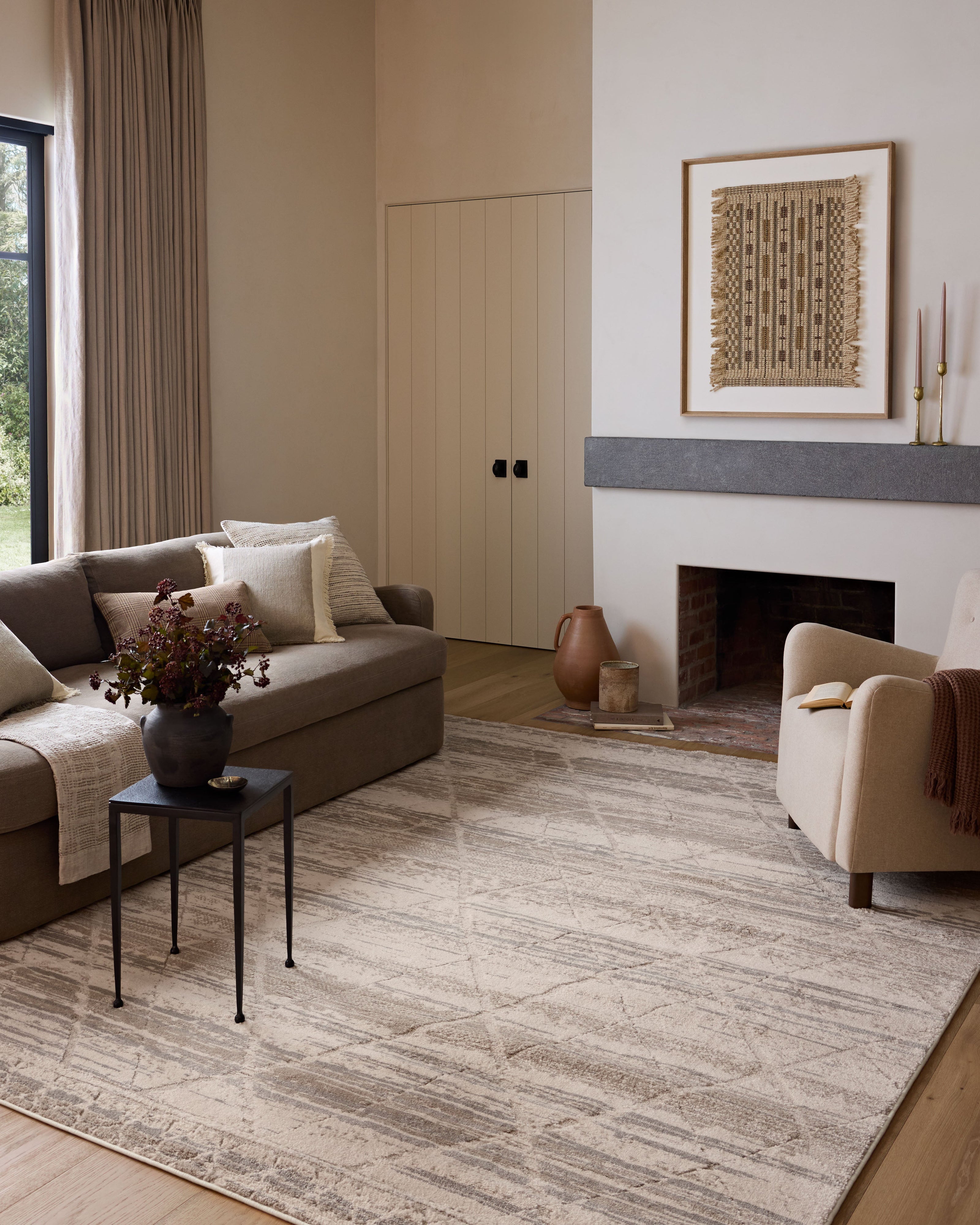 Amber Lewis Monty Ivory / Natural Rug DC10