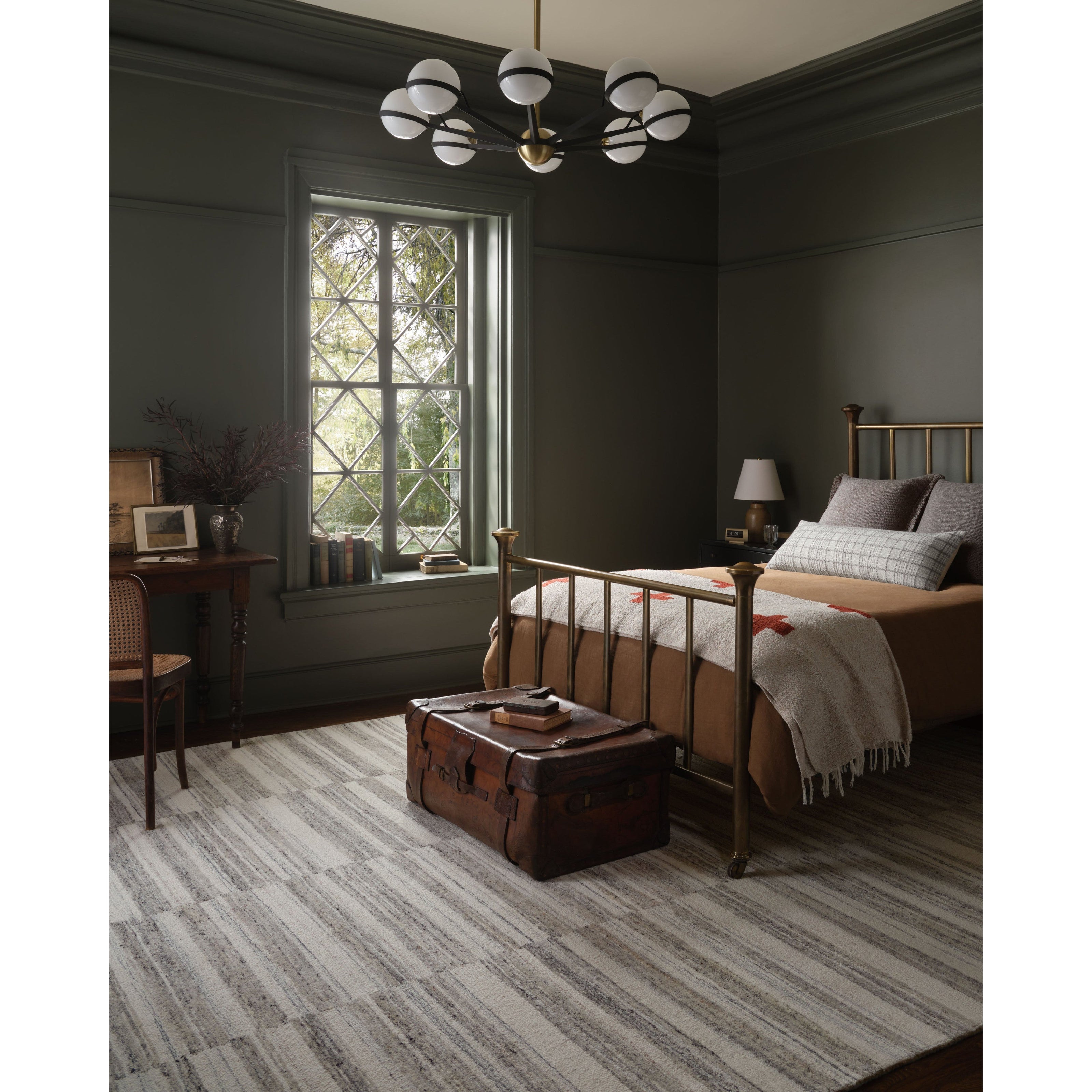 Magnolia Home Rae RAE-02 Rug Stone / Ivory