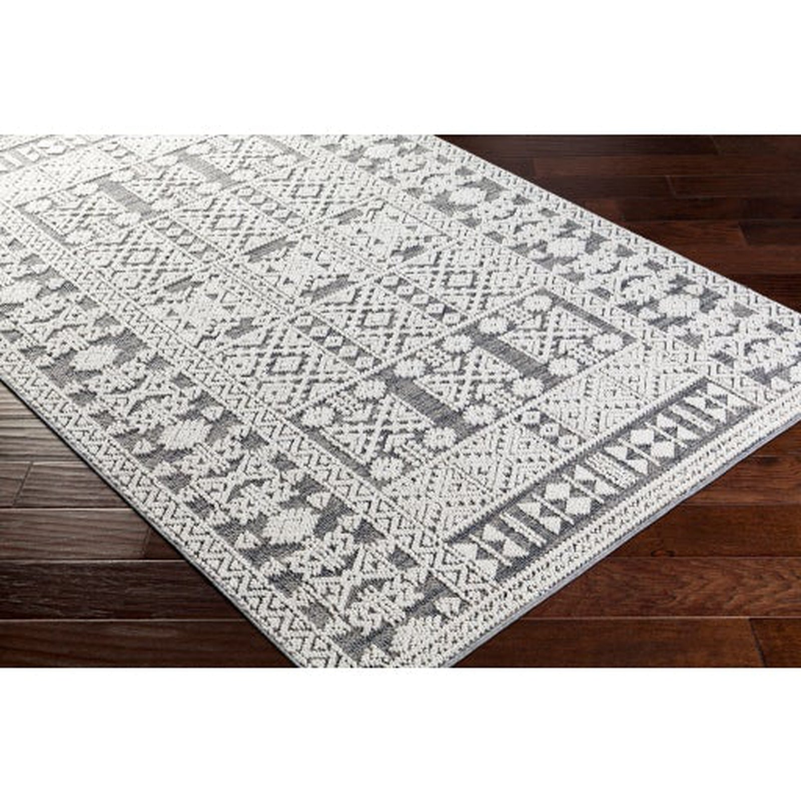 Livabliss by Surya Ariana RIA-2305 Rug