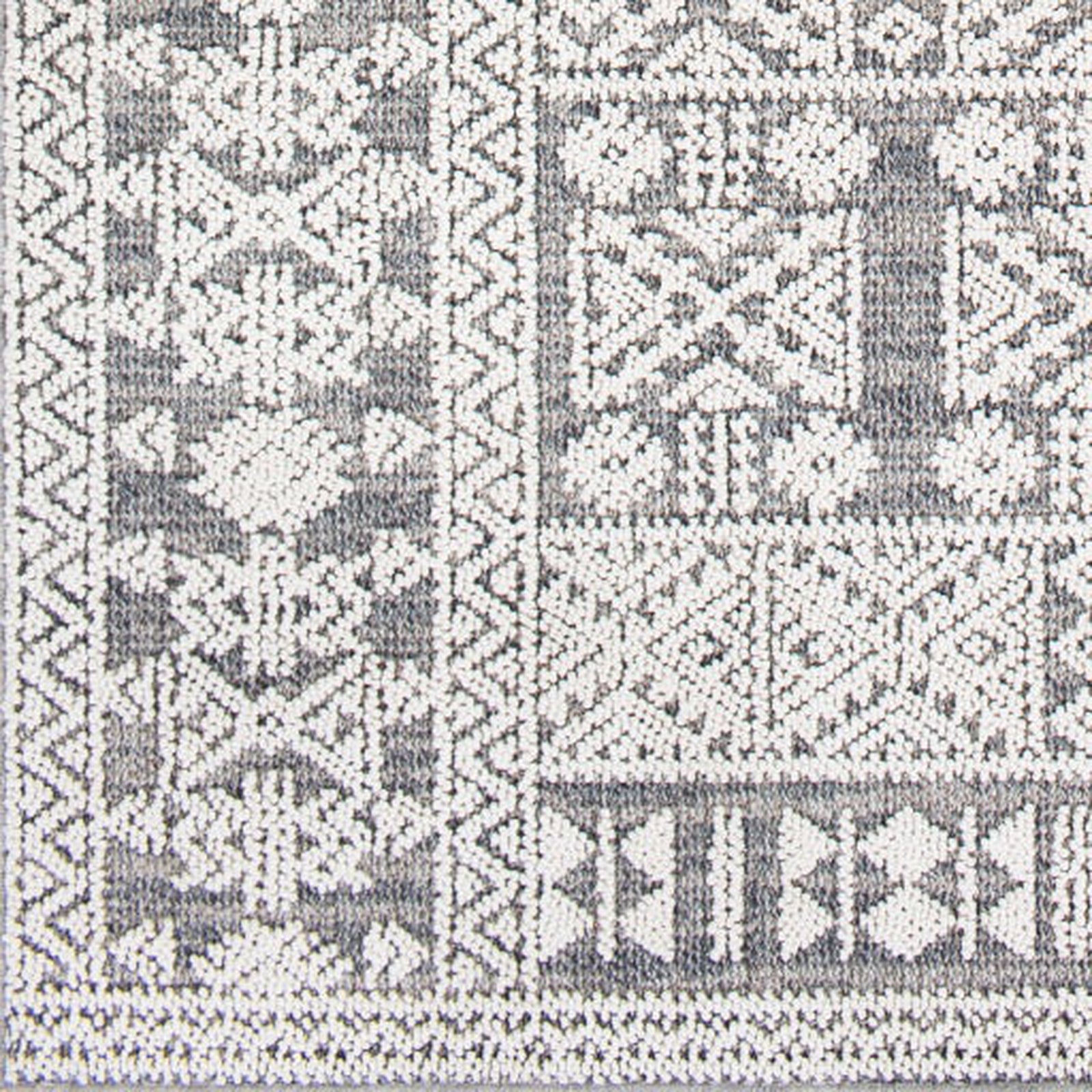 Livabliss by Surya Ariana RIA-2305 Rug
