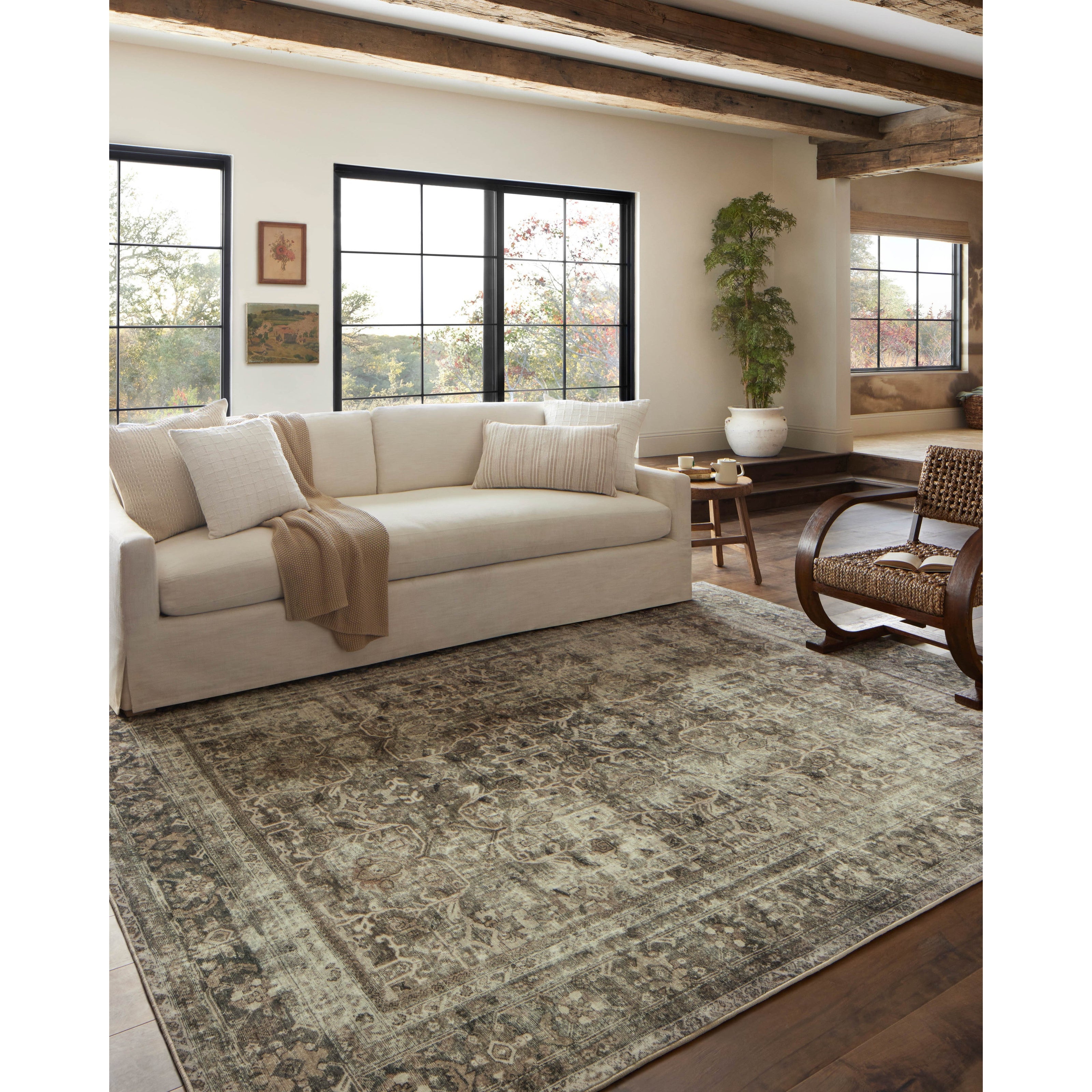 Magnolia Home Sinclair SIN-01 Rug Pebble / Taupe