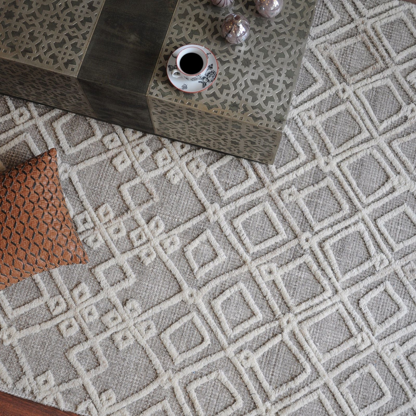 Uttermost Sieano Gray-Ivory Rug