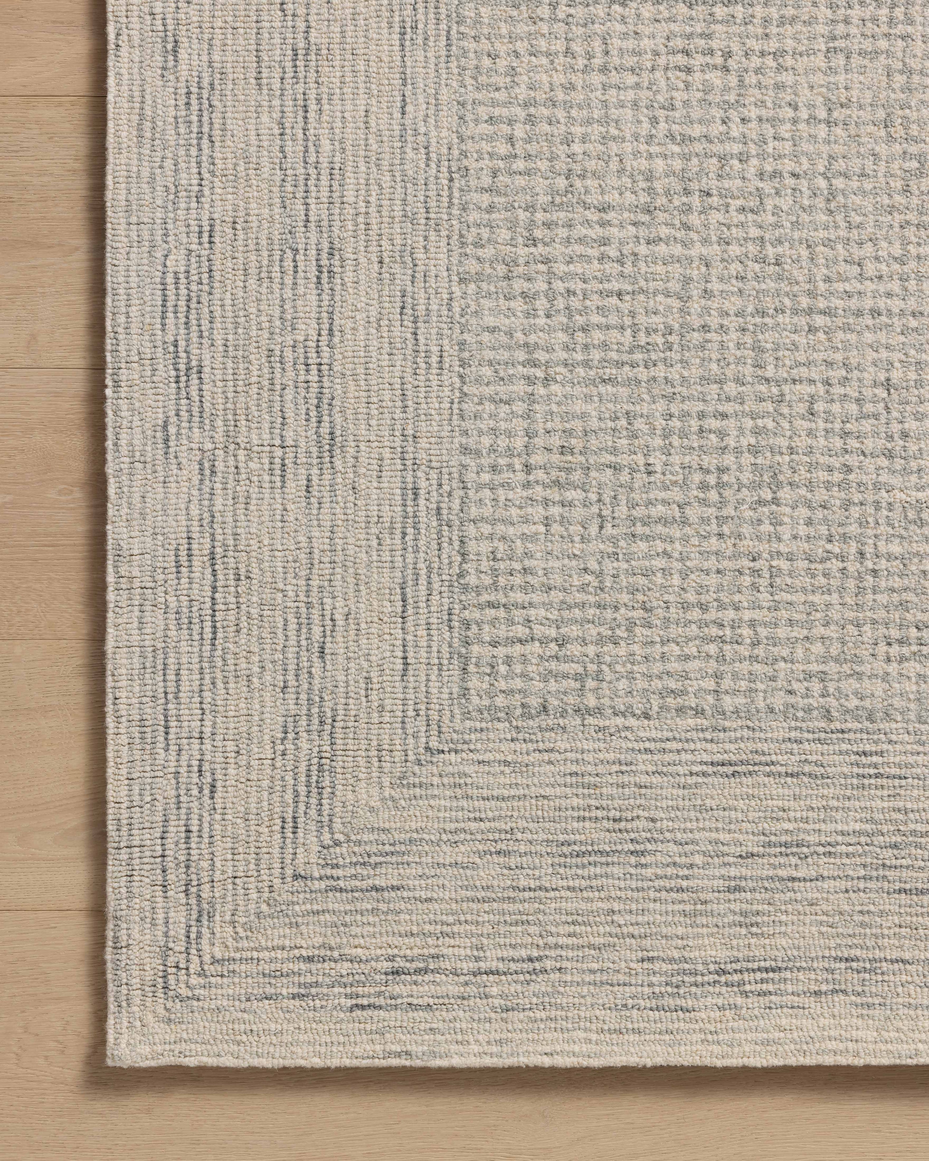 Amber Lewis Windsor Ivory / Sky Rug DC10