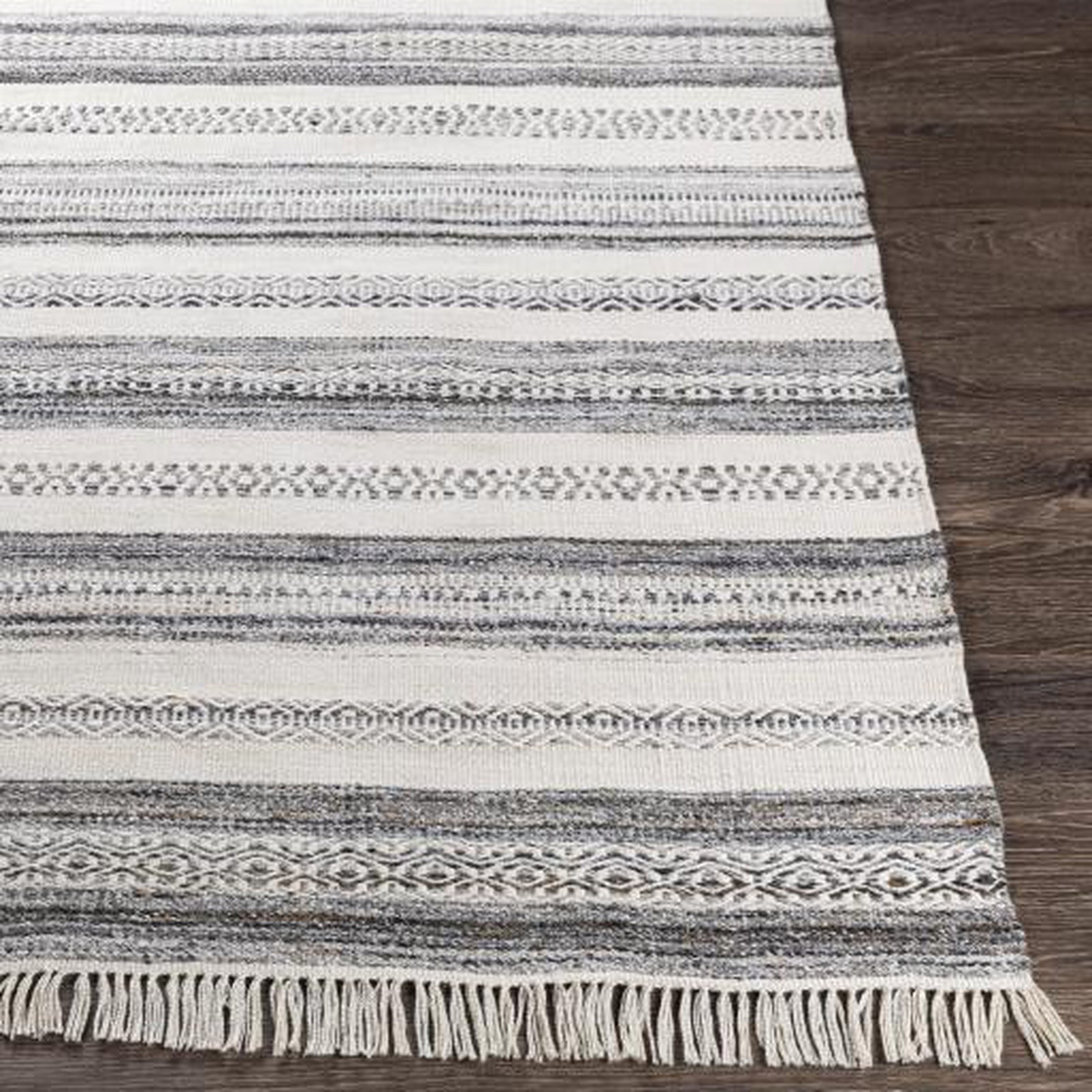 Surya Azalea AZA-2319 Rug Clearance