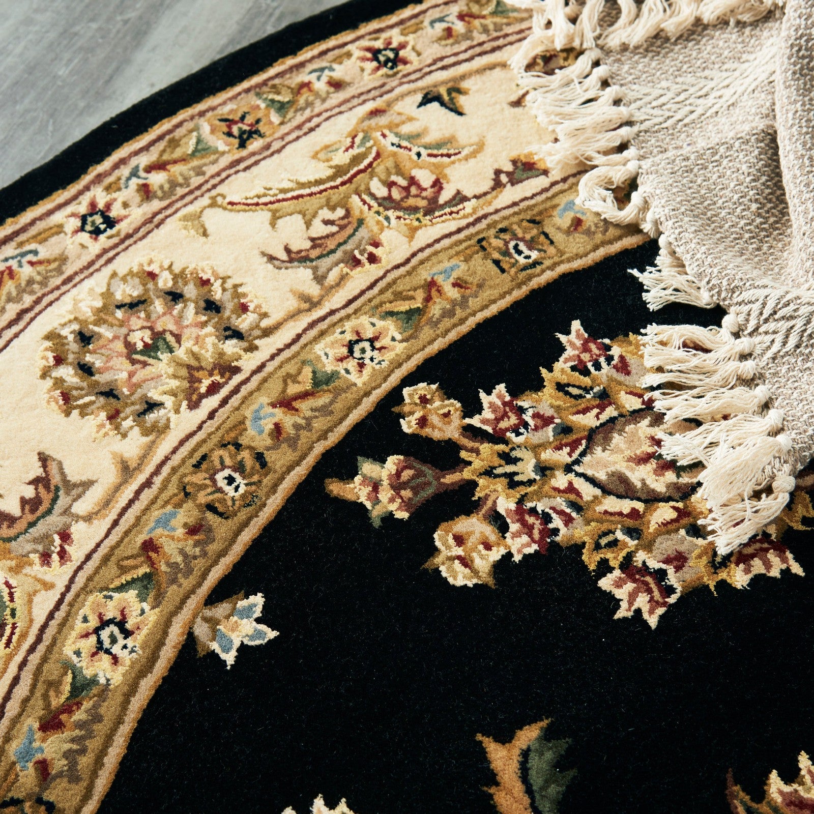 Nourison 2000 2022 Traditional Indoor Rug