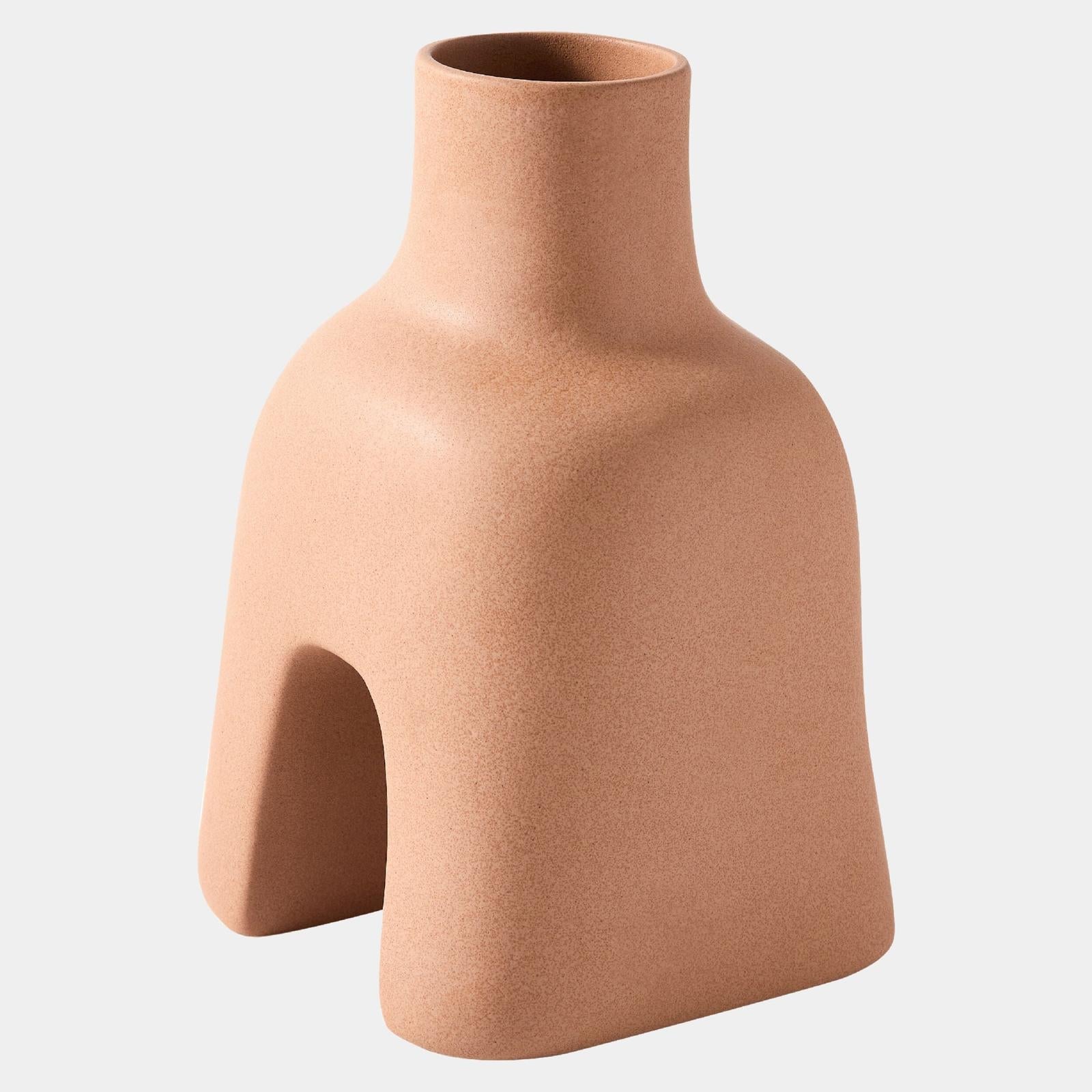 Global Views Adama Vase