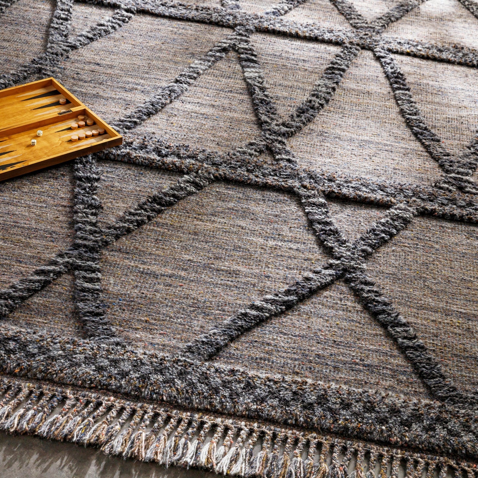 Surya Cadiz CDZ-2302 Hand Knotted Rug