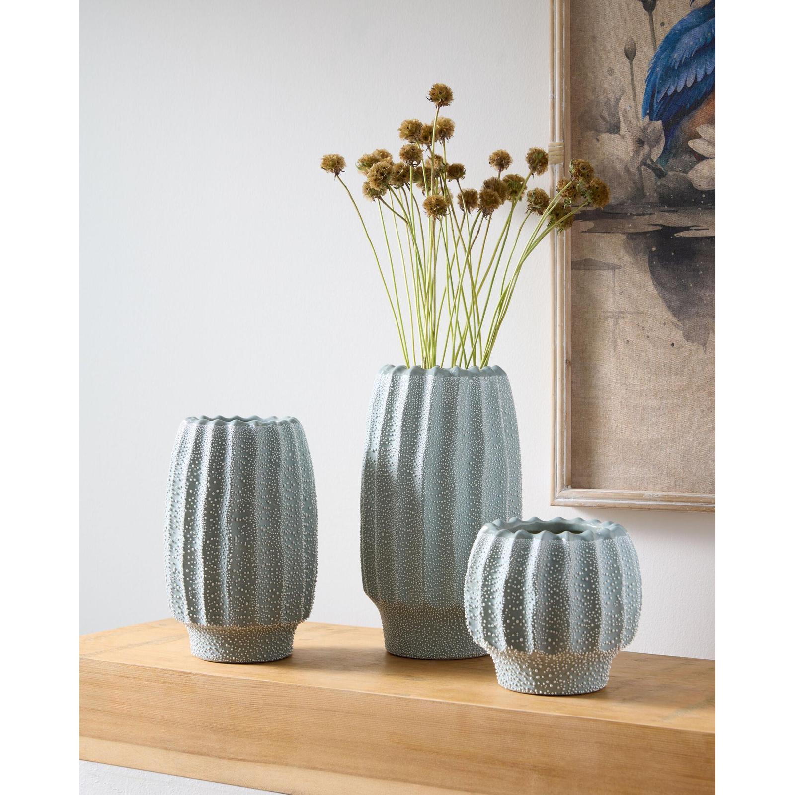 Global Views Echinus Vase