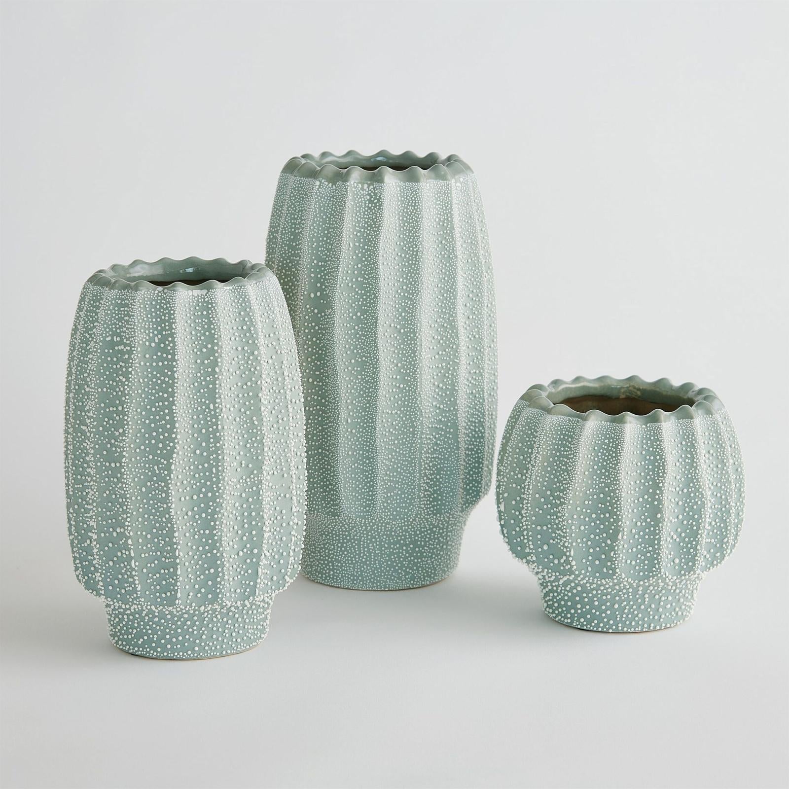 Global Views Echinus Vase